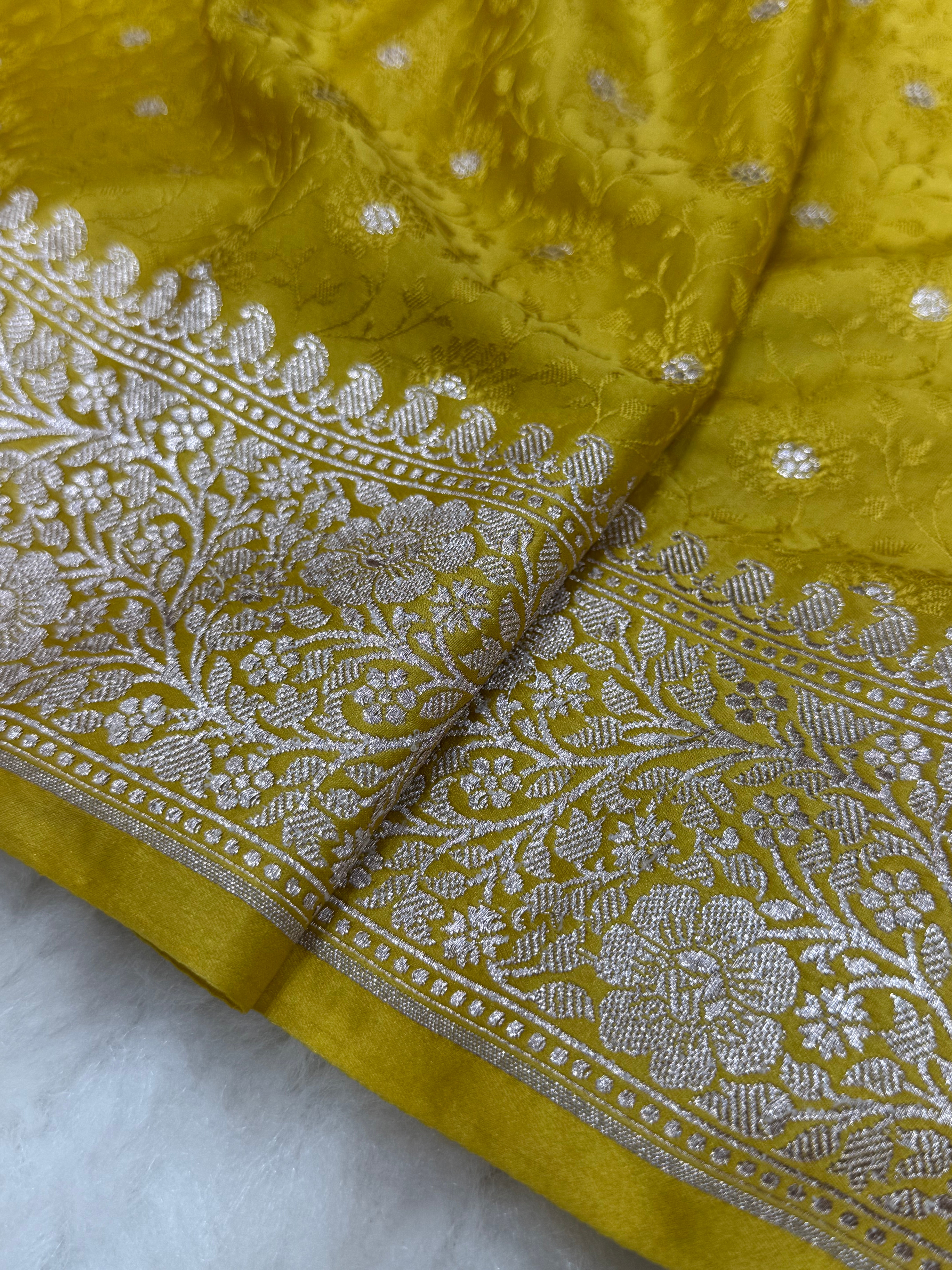Mustard Yellow Shades Booti Tanchoi Mashru Silk Saree