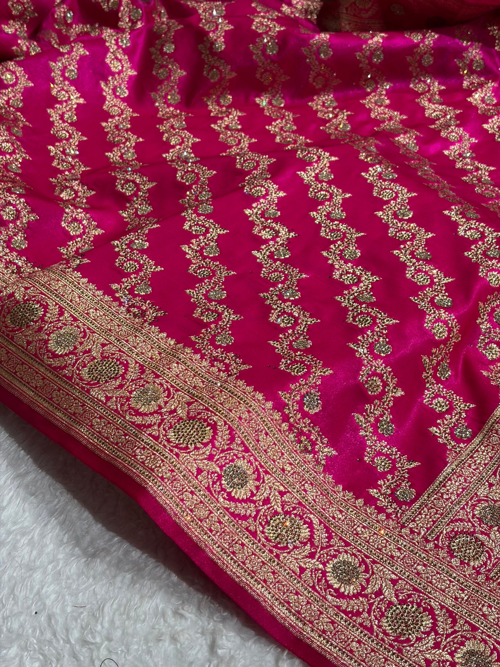 Banarasi Bridal Pink Shades With Swarovski Stone and White Stone Work Satin Silk Saree BSS32