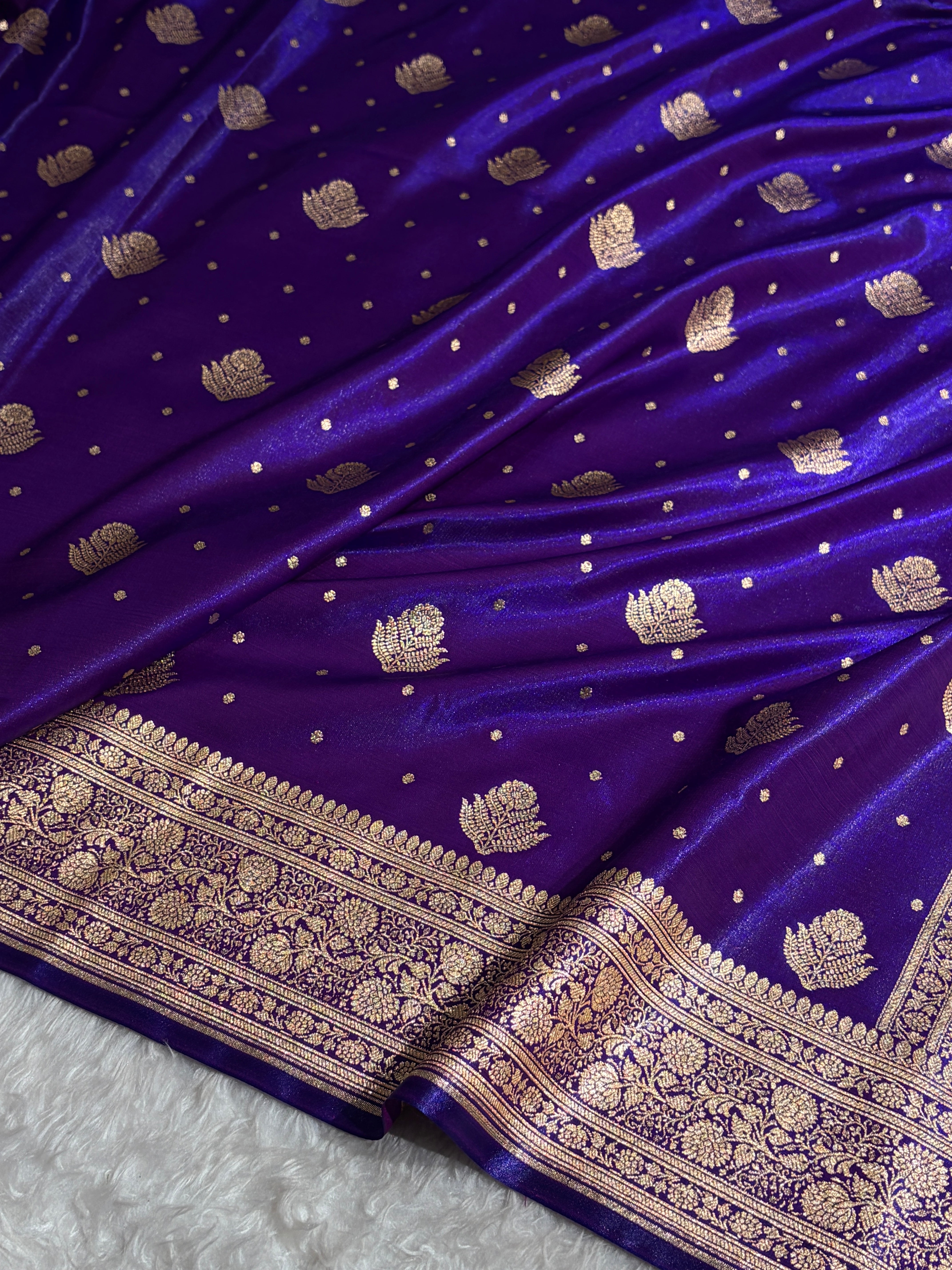 Banarasi Cross Purple Shades Booti Pattern Banarasi Satin Silk Saree SS59