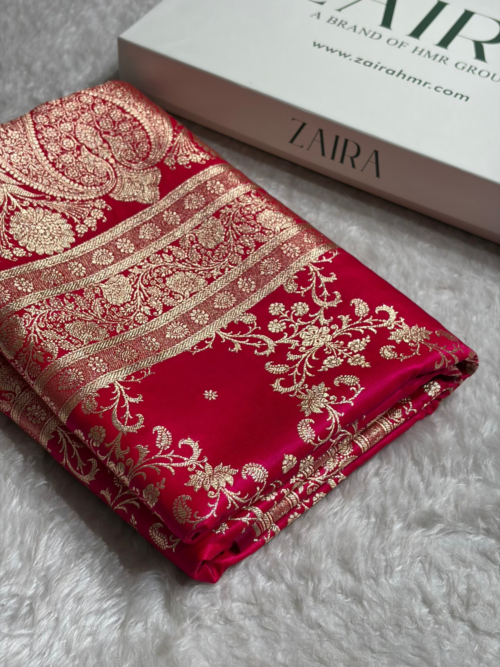 Rani Shades Jaal Pattern Banarasi Satin Silk Saree SS48
