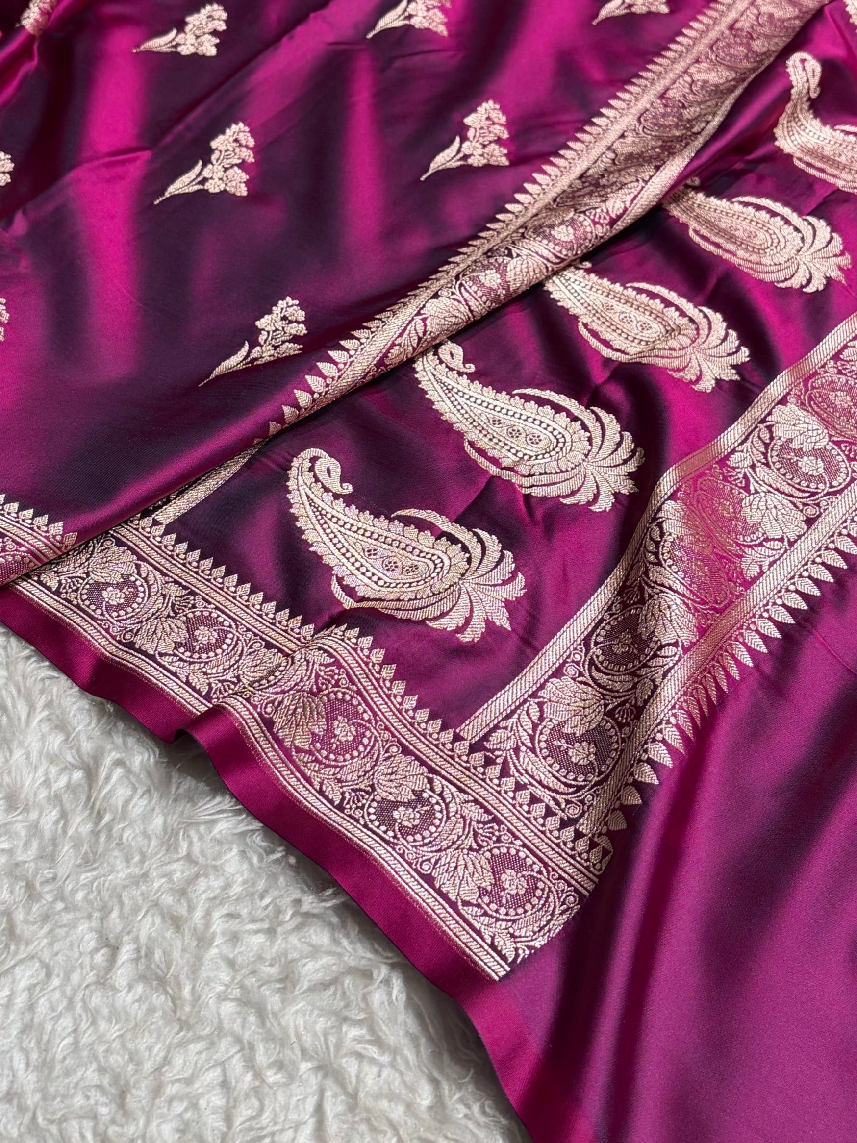 Cross Wine Boota With Floral Border Mashru Silk Saree MSM-97