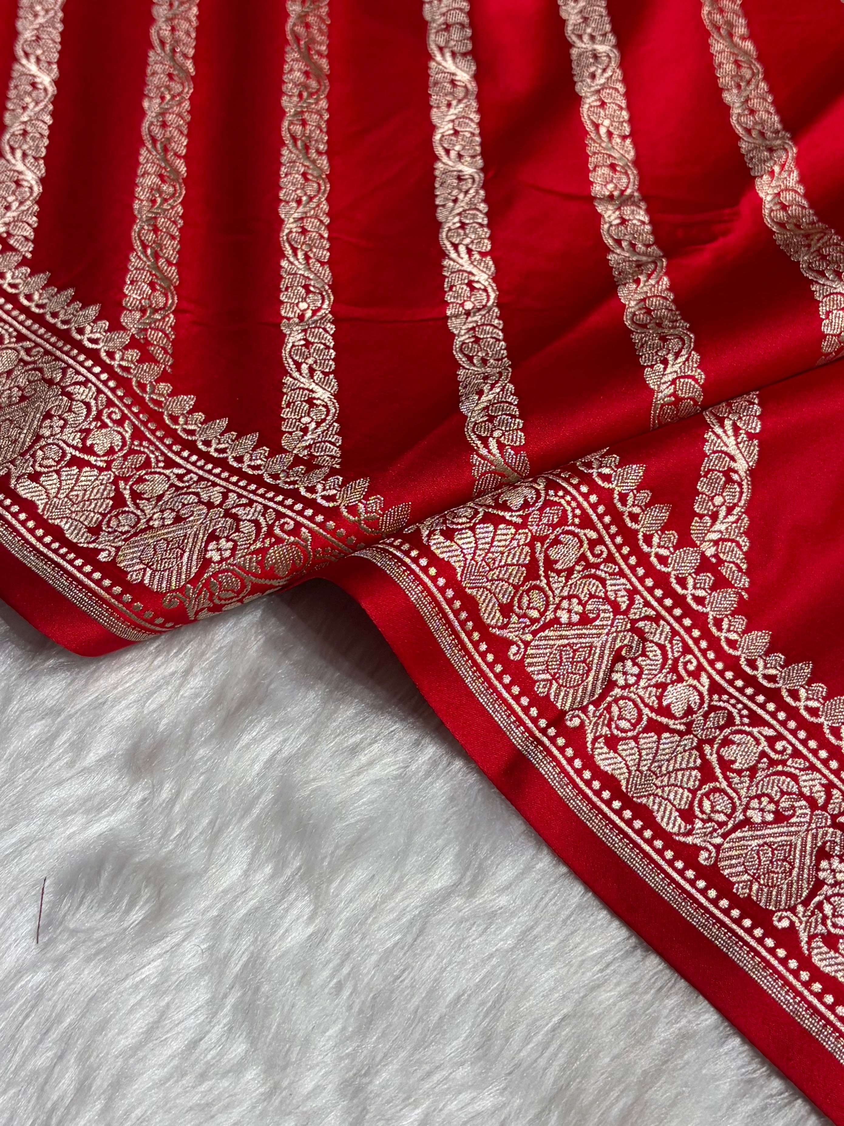 Red With Floral Border Mashru Silk Saree MSM-98