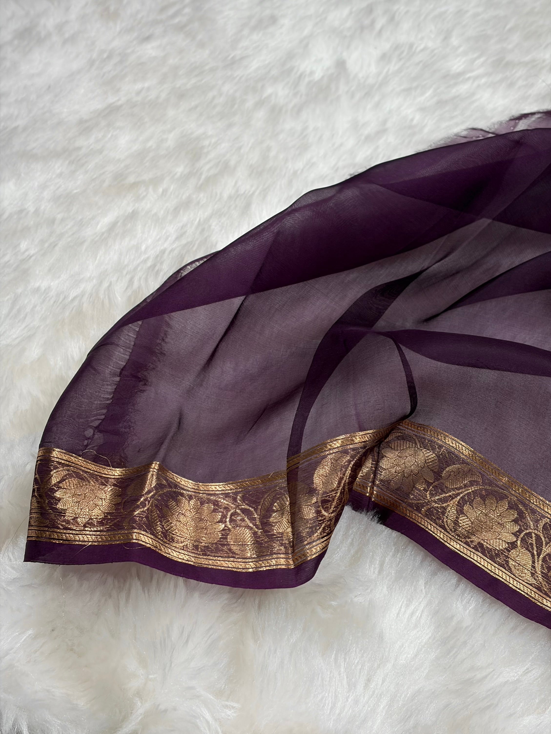 Pure Banarasi Organza Dark Wine Shades Floral Banarasi Silk Saree PO-21