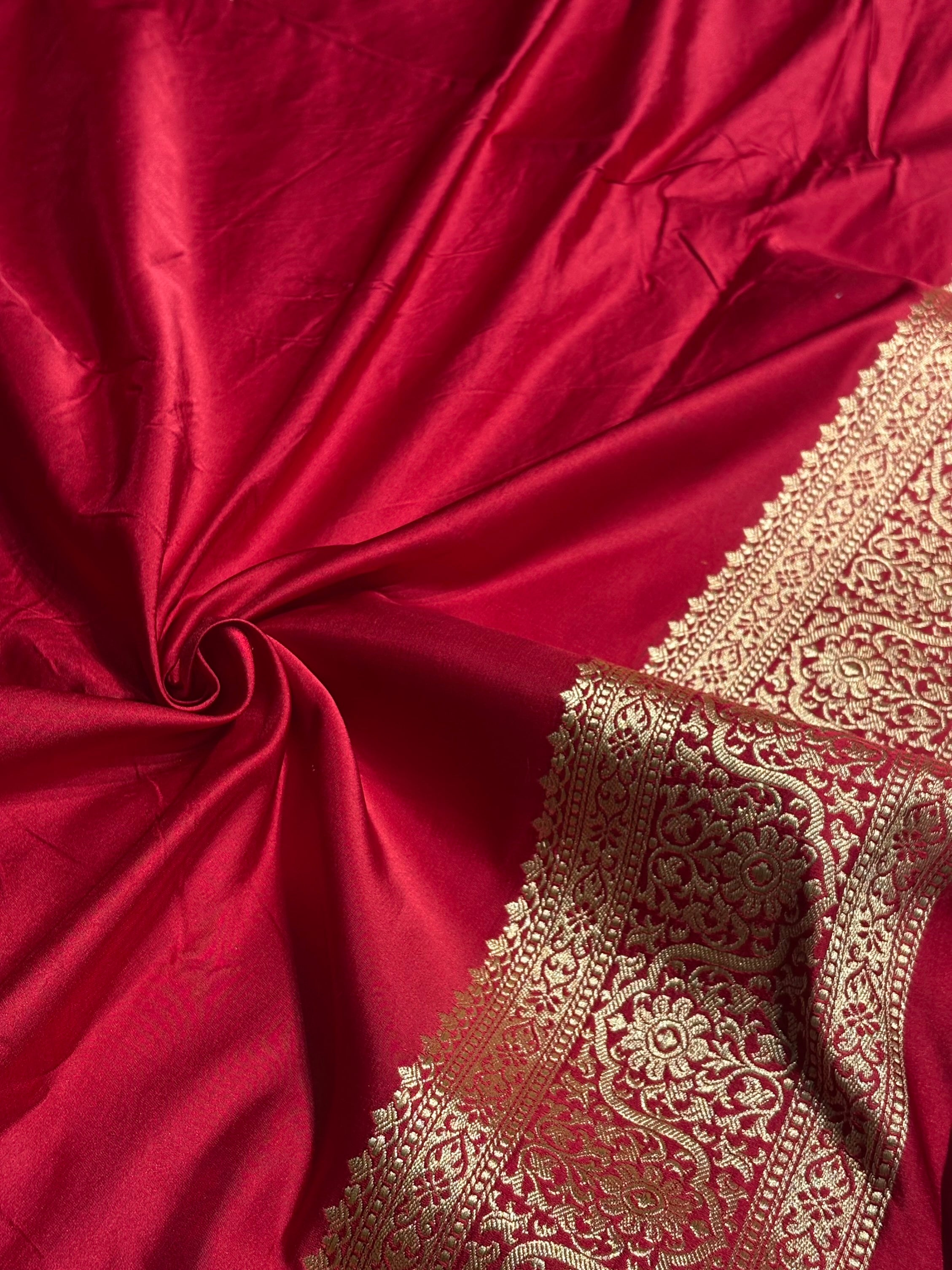 Maroon Floral Booti Katan Silk Saree SK62