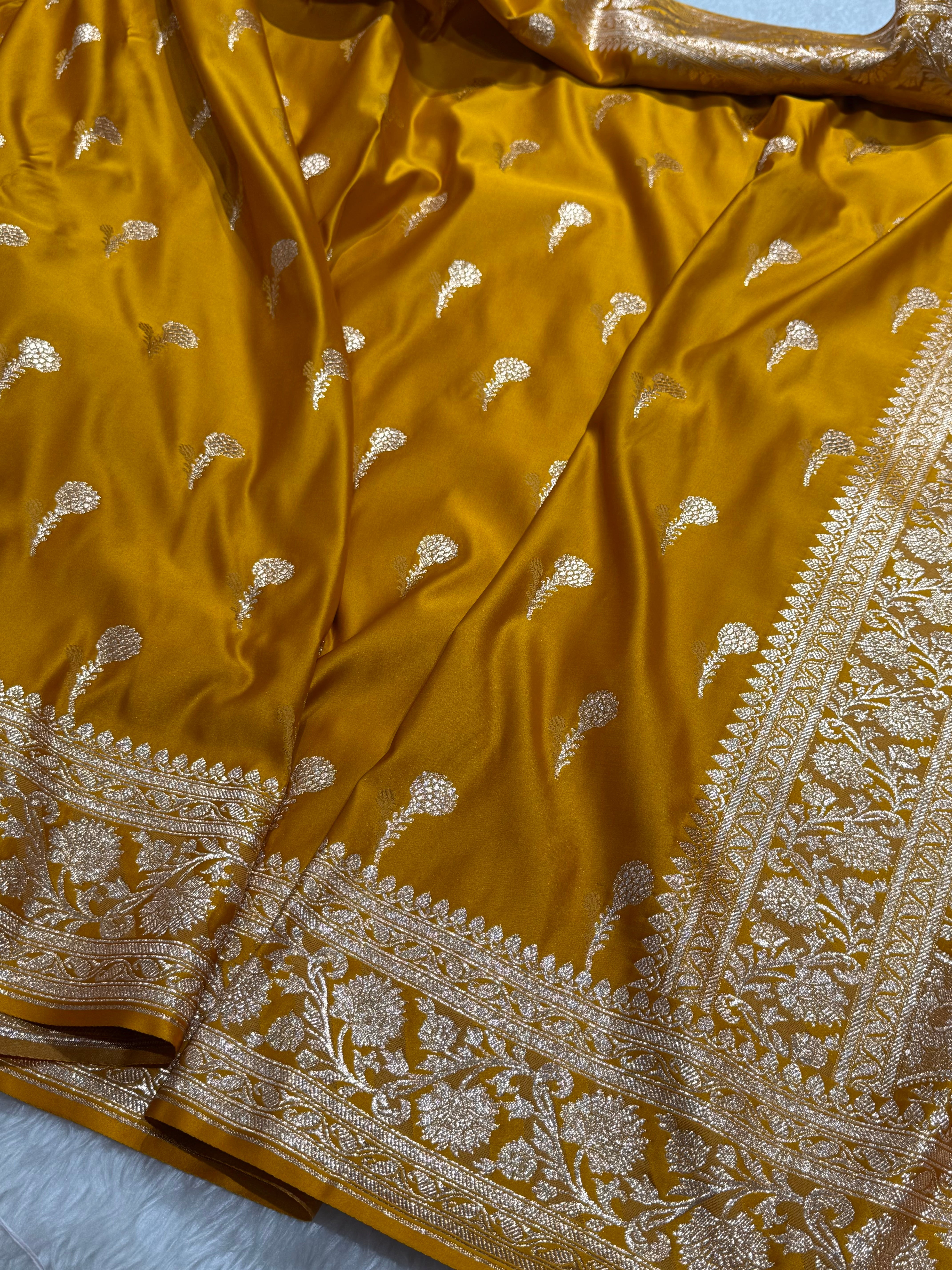 Mustard Booti Katan Silk Saree SK05