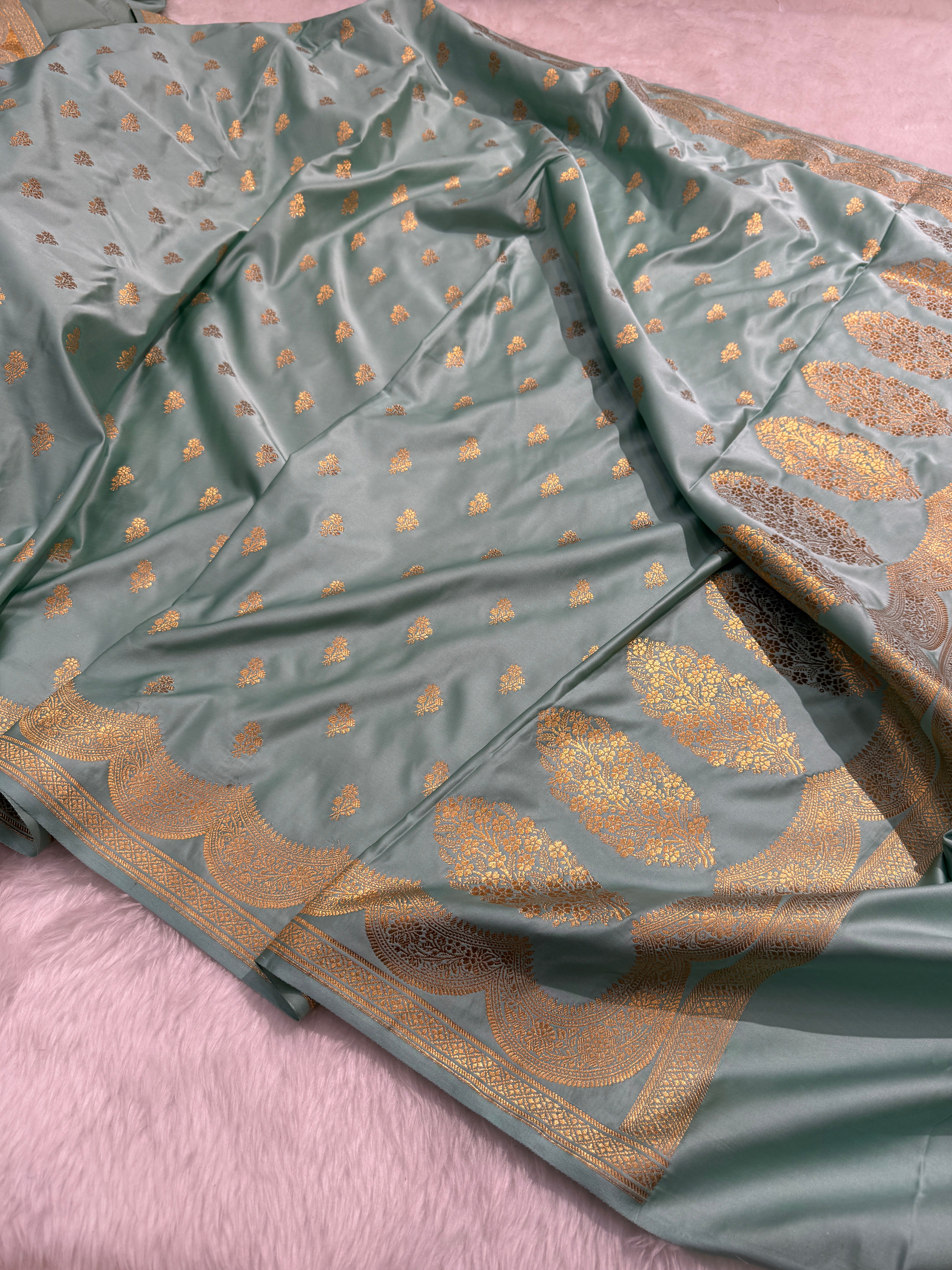 SeaGreen Scallop Booti Mashru Silk Banarasi Saree MSS