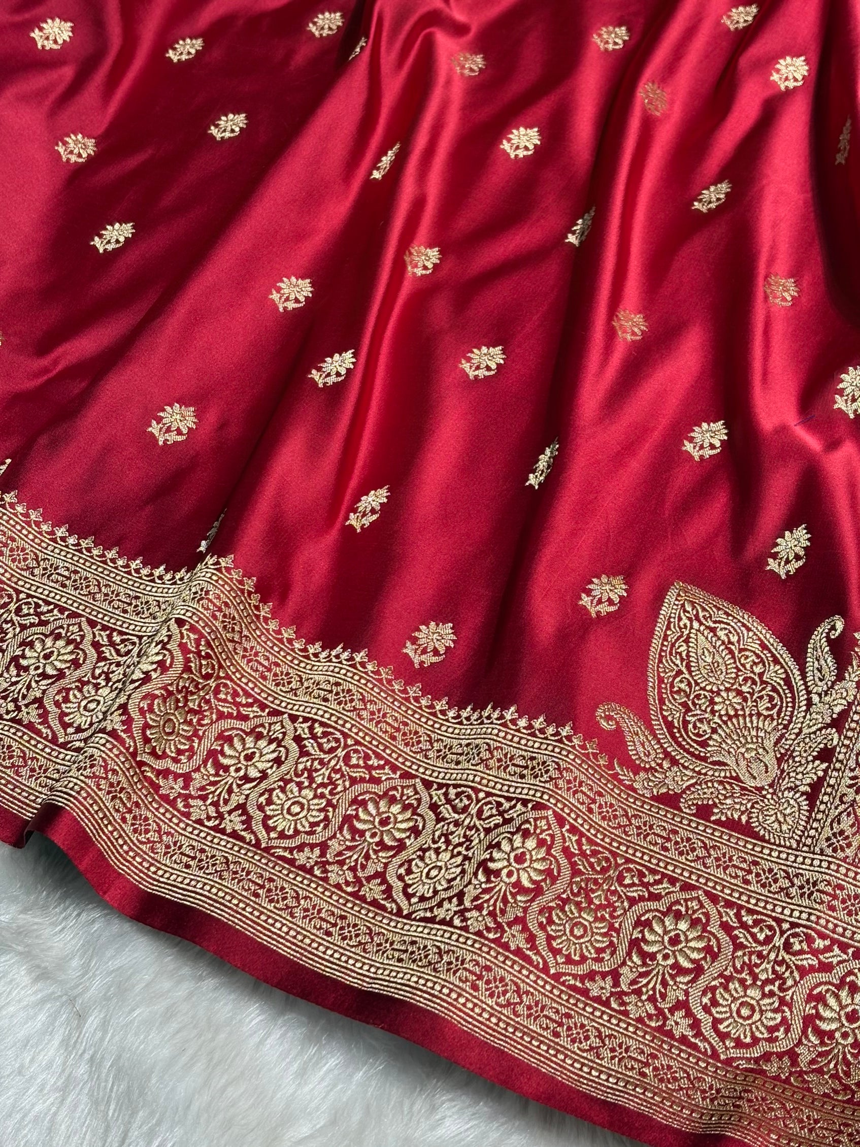 Maroon Floral Booti Katan Silk Saree SK62