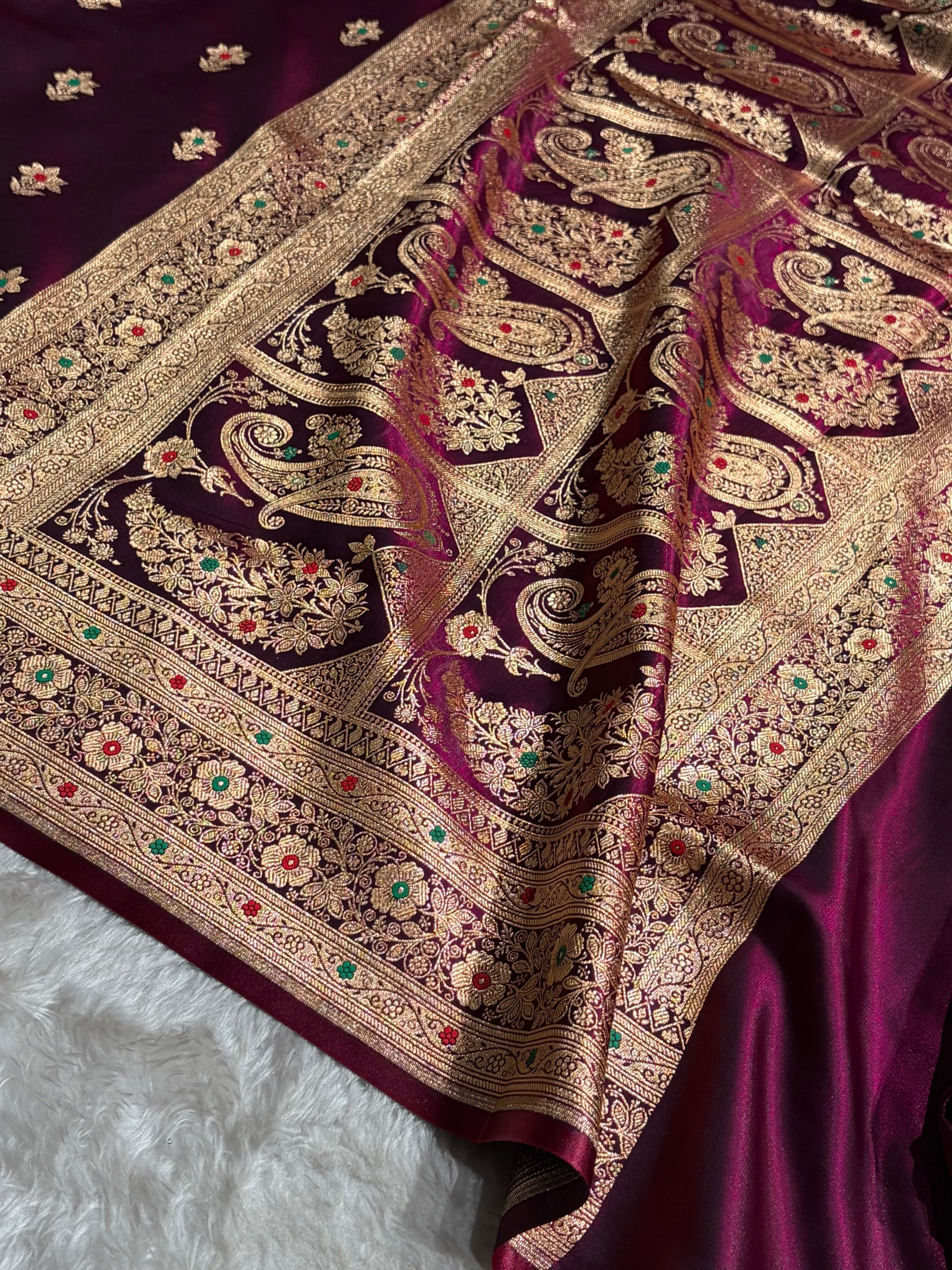 Wine Shades Minakari Boota Pattern Banarasi Satin Silk Saree SS44