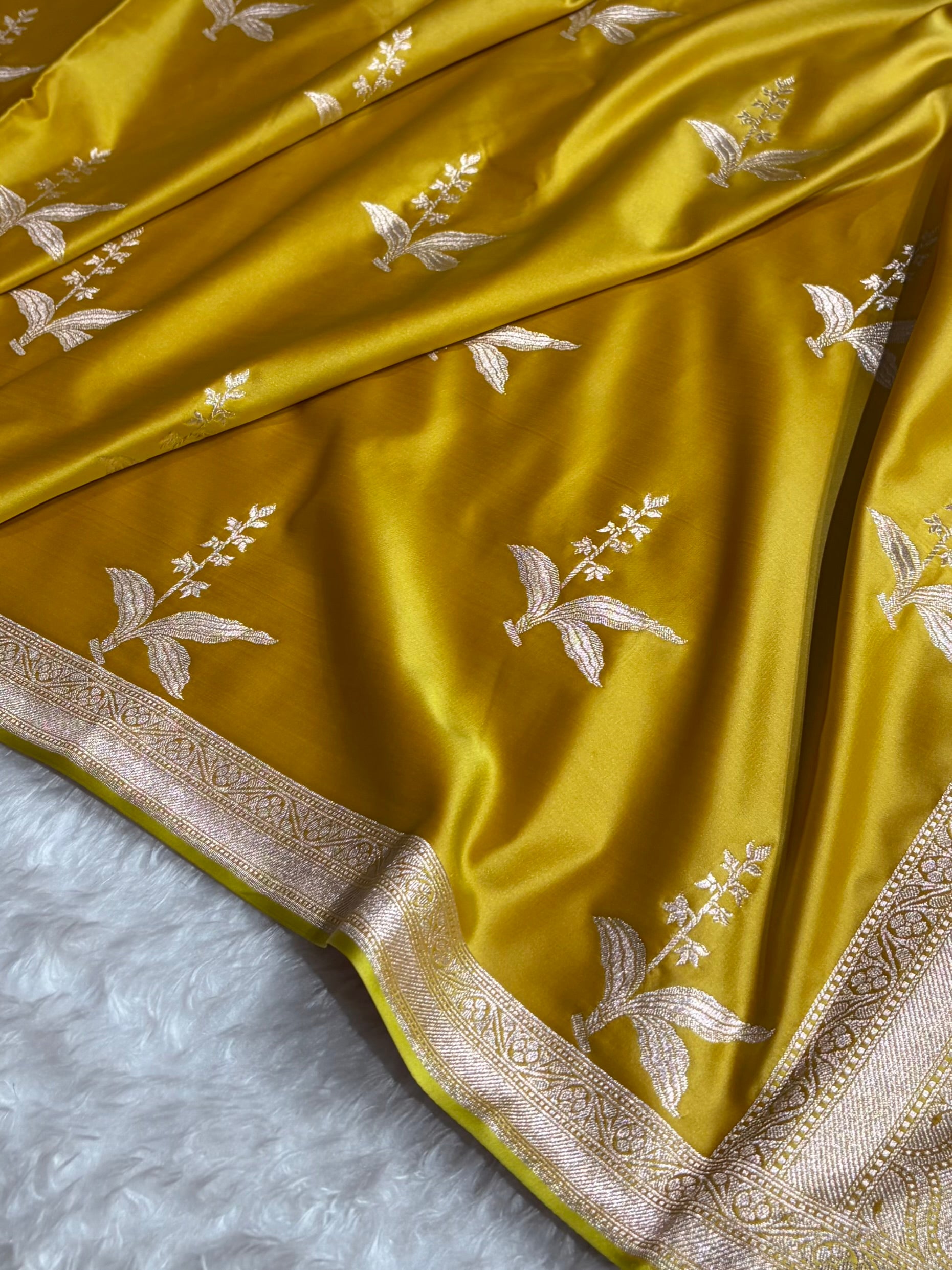 Mustard Floral Motif Mashru Silk Saree MSM-04