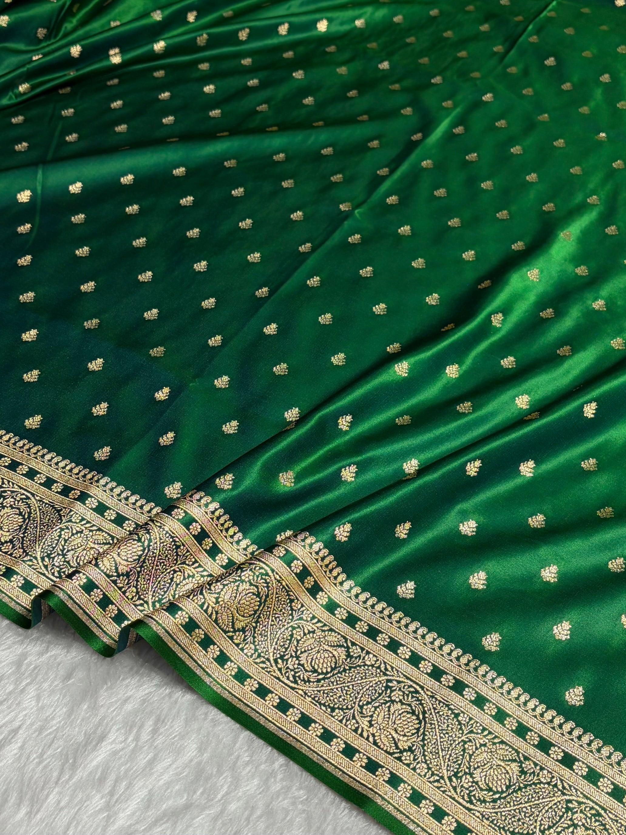 Cross Green Floral Pattern Satin Katan Silk Saree SK78