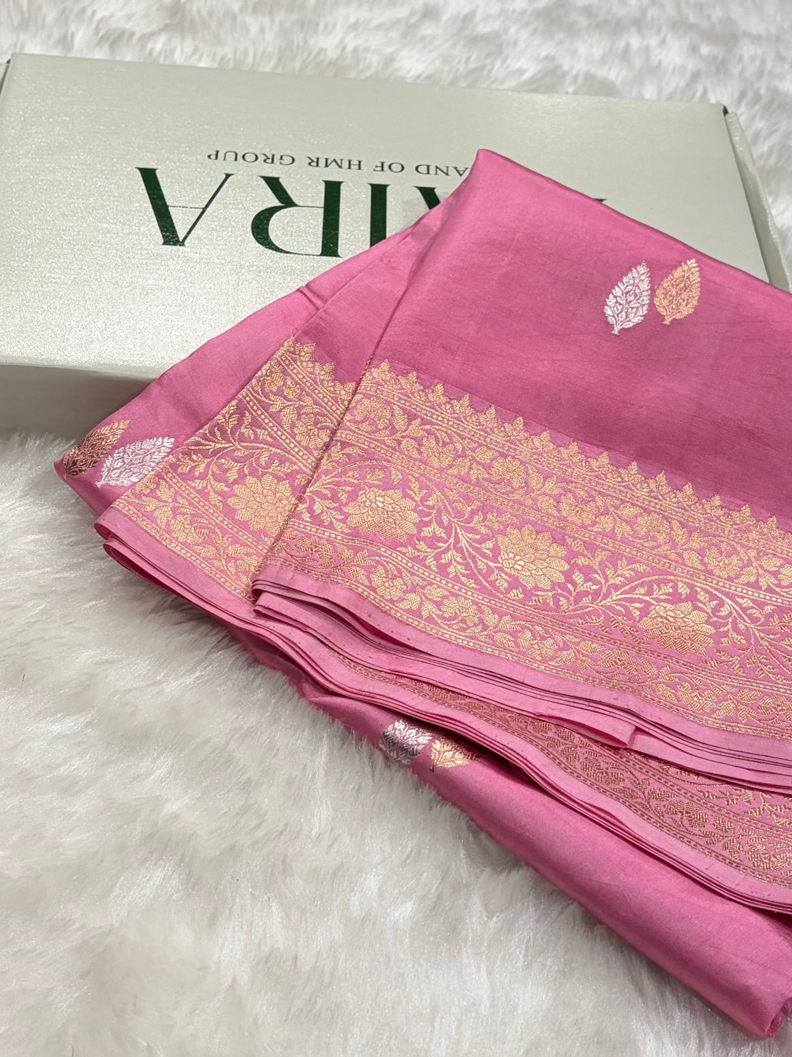 Banarasi Baby Pink Shades Boota Handwoven Pure Katan Paper Silk RM-76