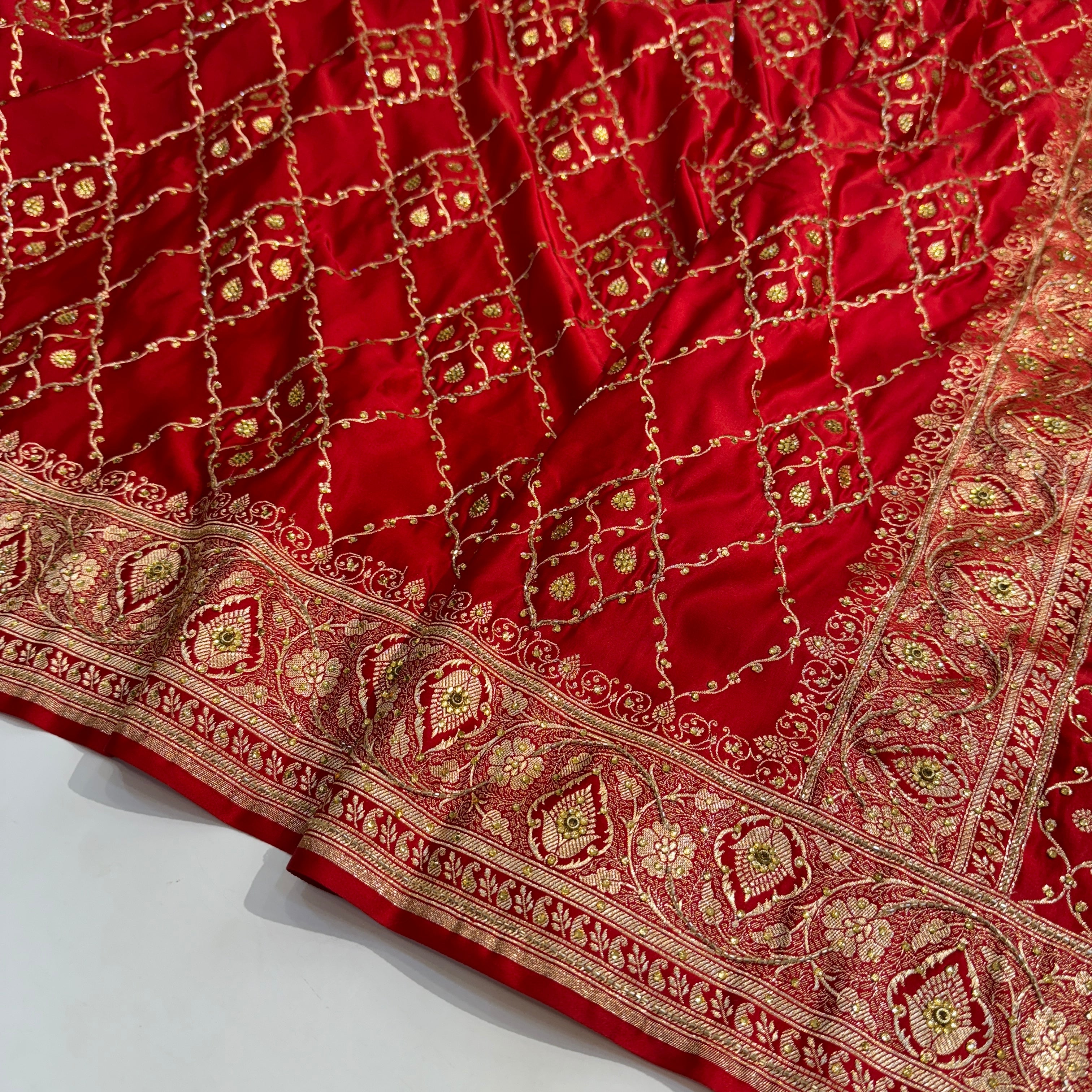 Bridal Red Jaal with Ari and Stone