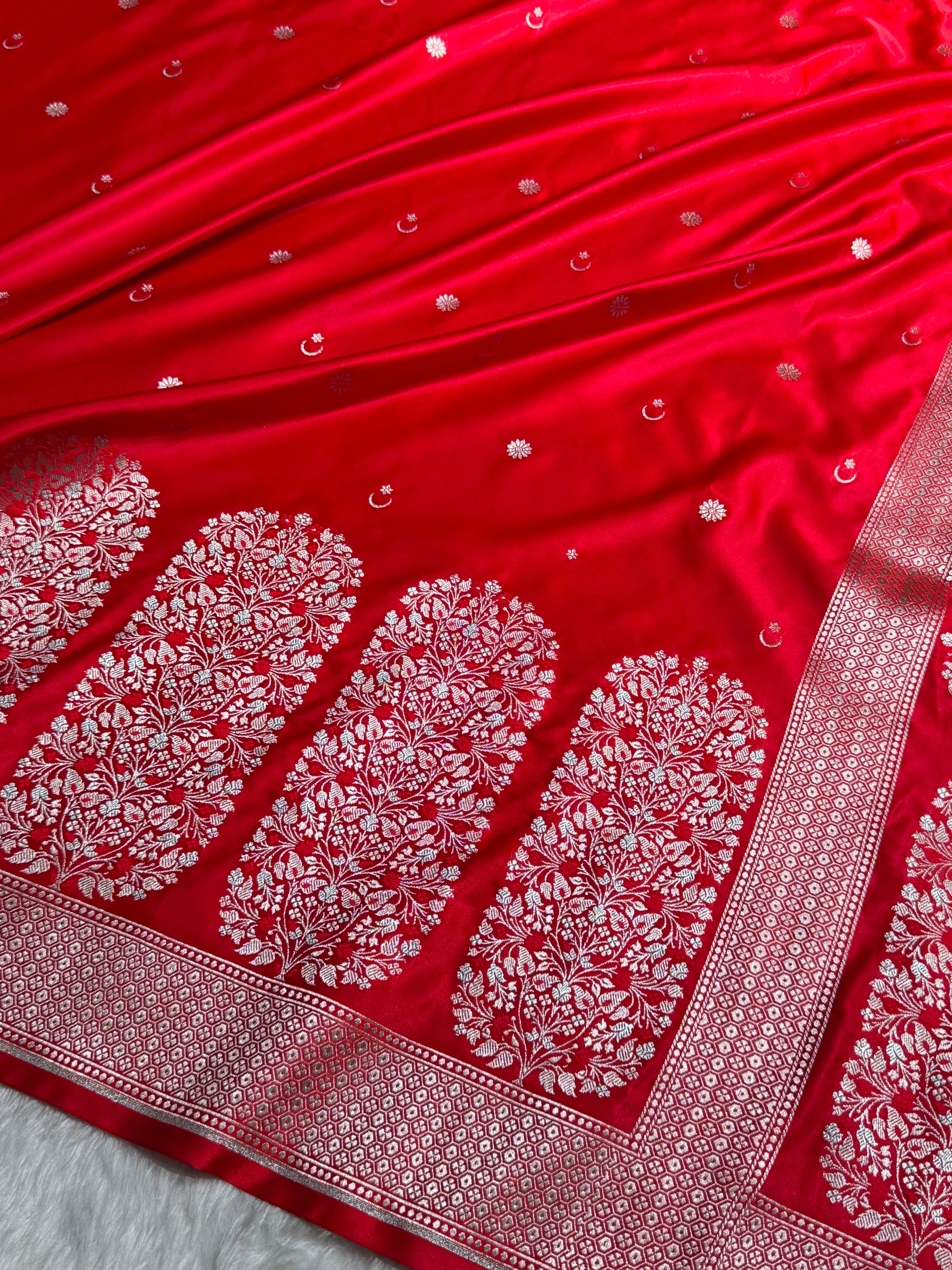 Red Shades Banarasi With Floral Minakari Pattern Mashru Silk Saree MSM-131