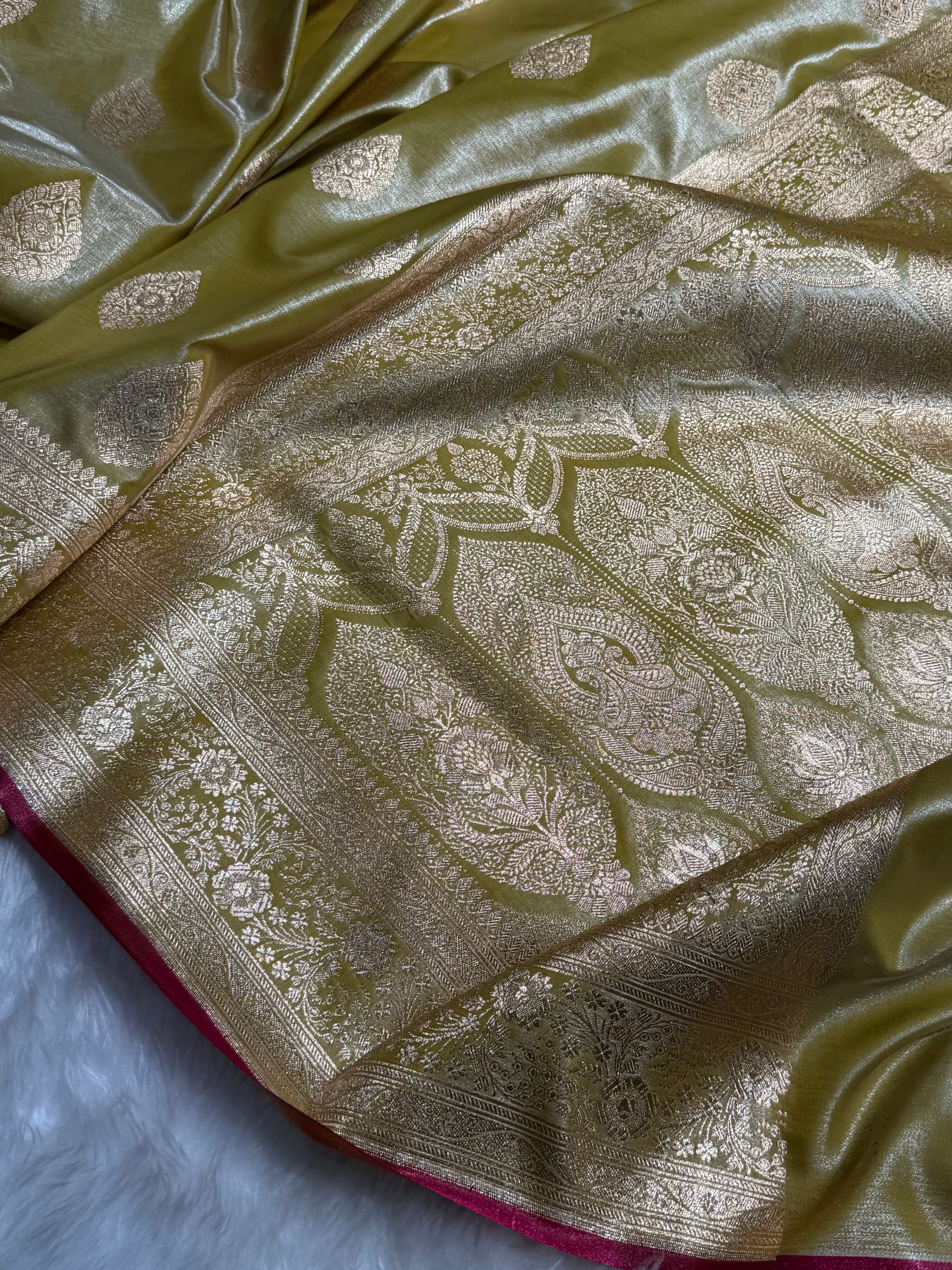 Ultra Light Weight Satin Silk Boota in lemon Green Shades SS05