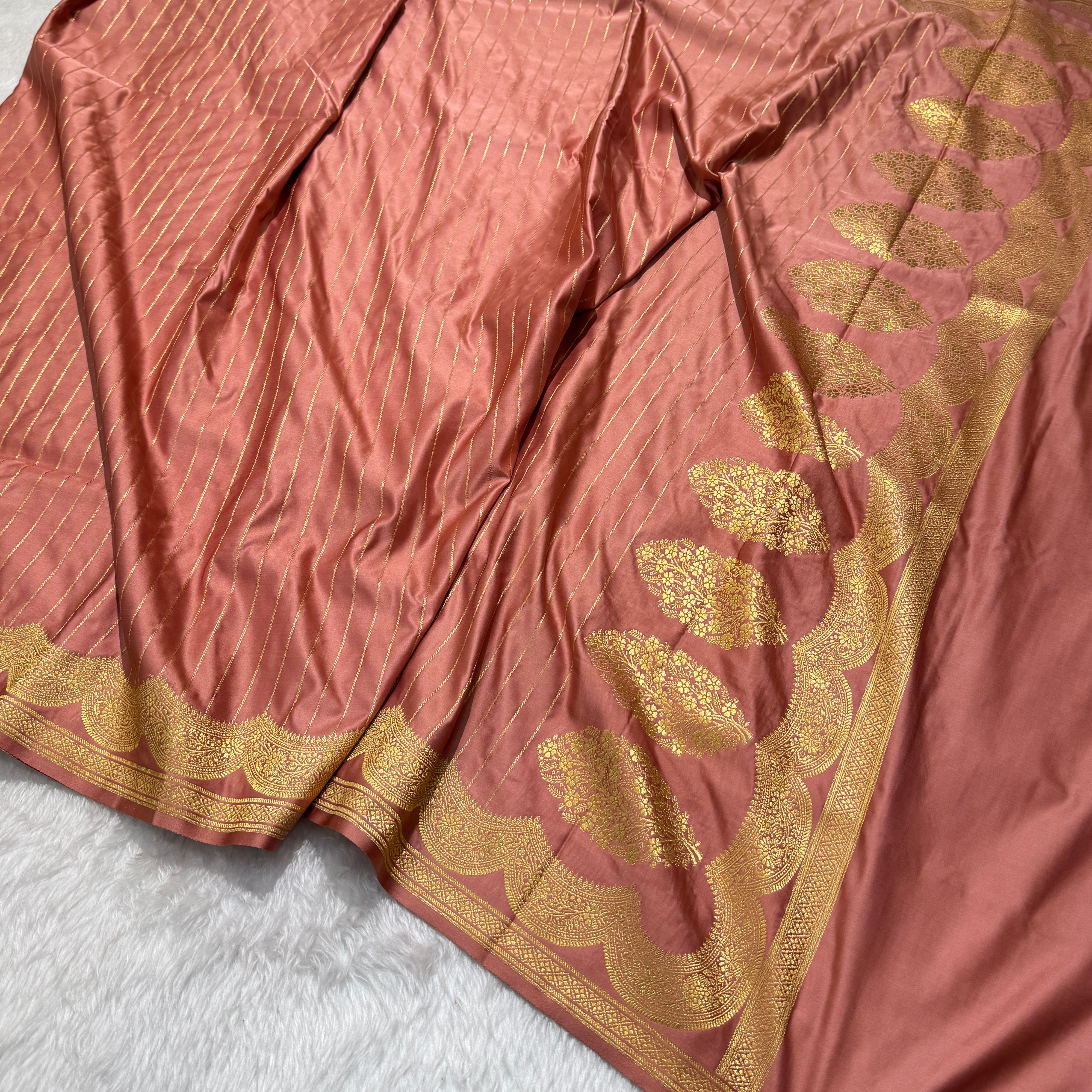 Dusty Peach Scallop Strip Mashru Silk Banarasi Saree MSS5
