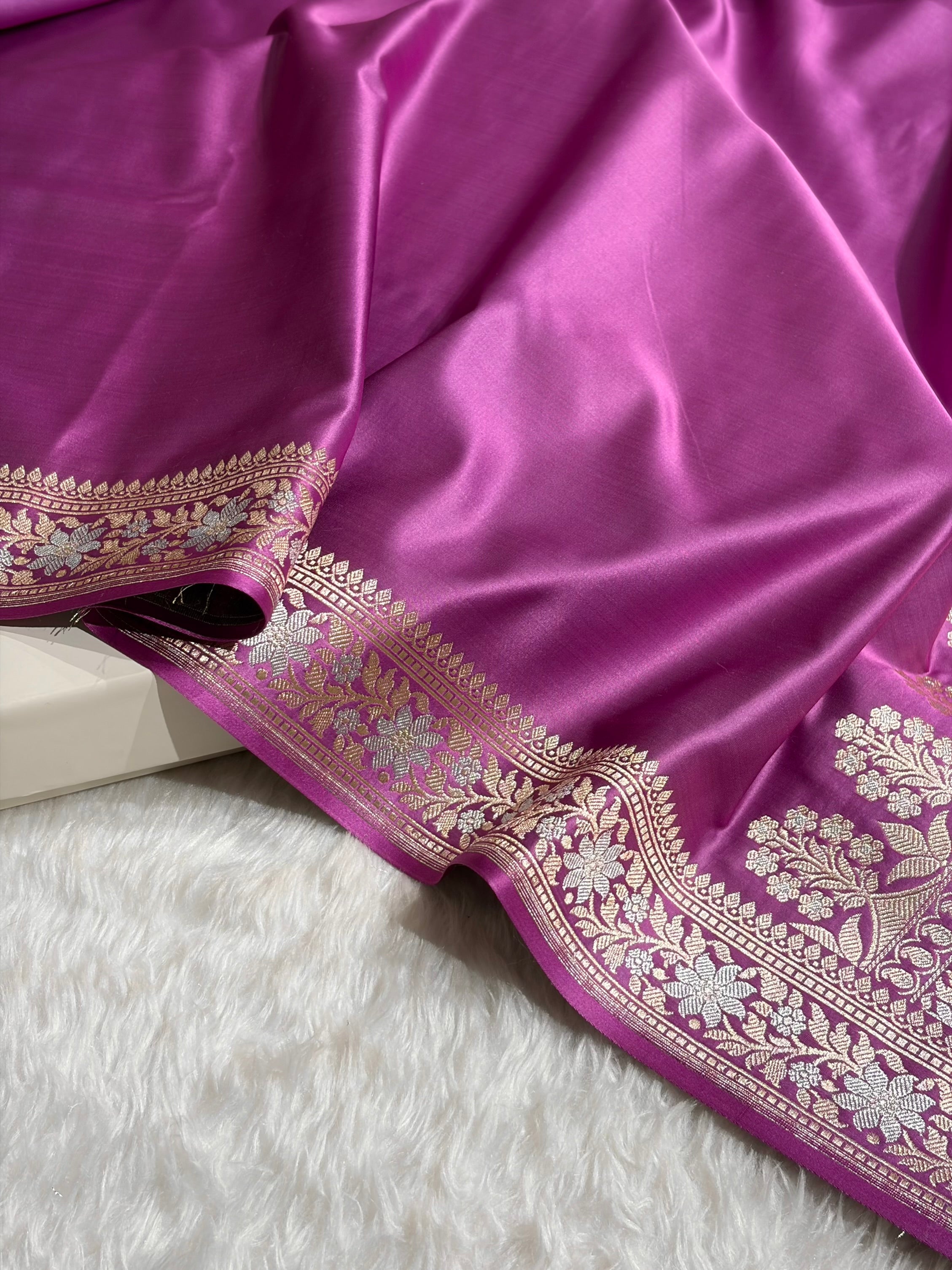 Lavender Shades Plain Banarasi With Minakari Floral Border Mashru Silk Saree MSM-123