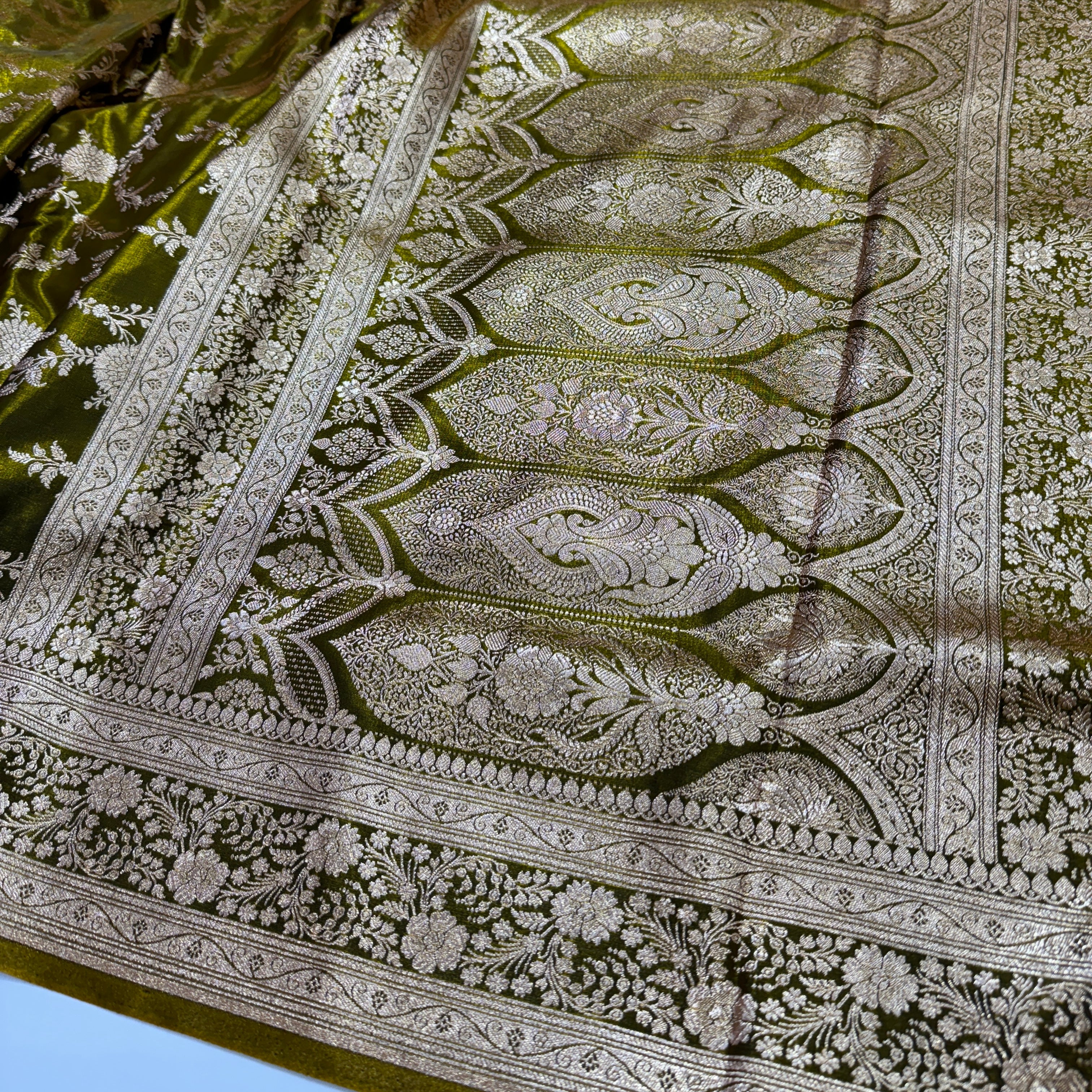 Satin Silk Jaal in Mehendi Green Shades SS14