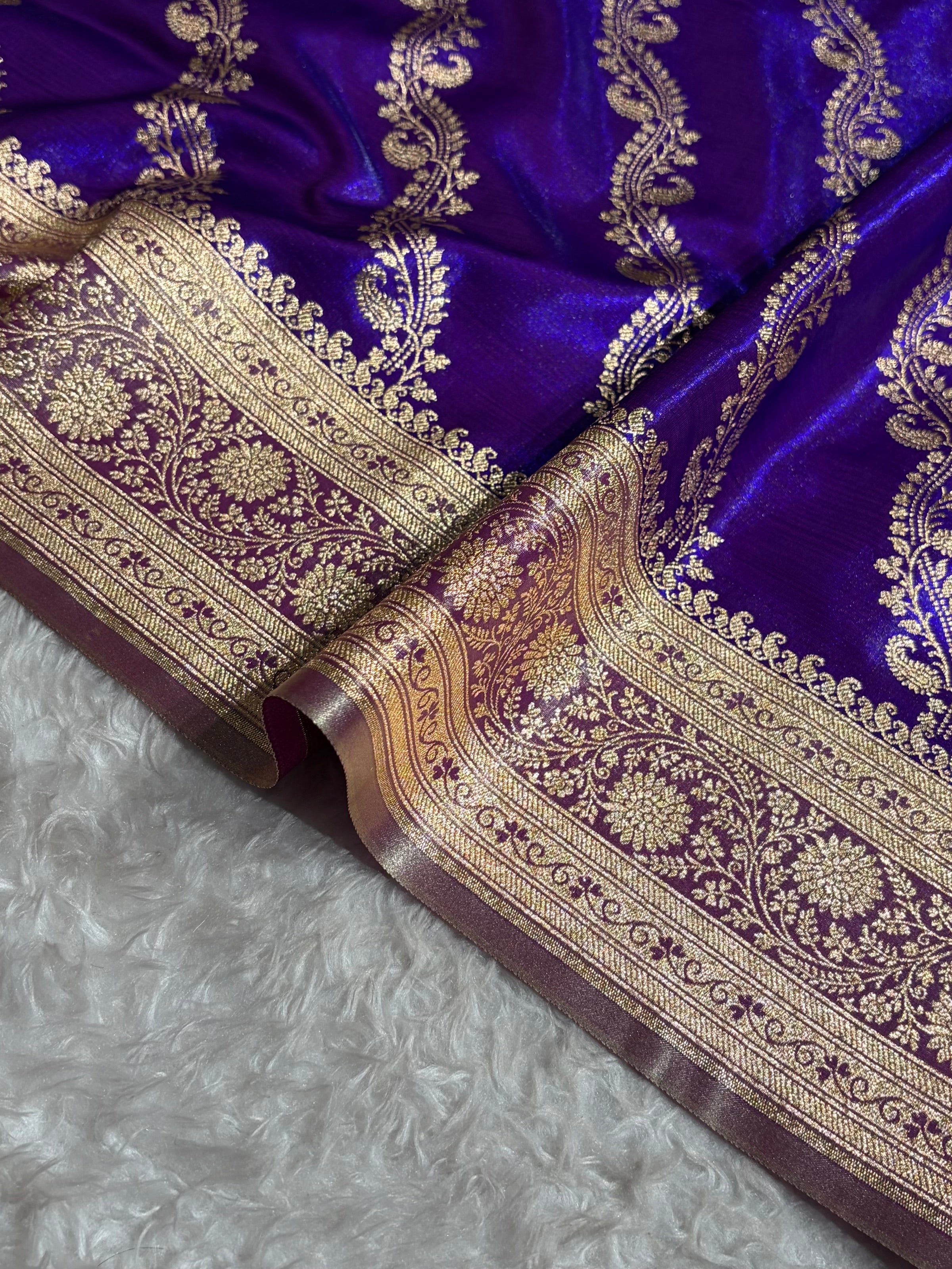 Purple Contrast Shades Cross Pattern Banarasi Satin Silk Saree SS39