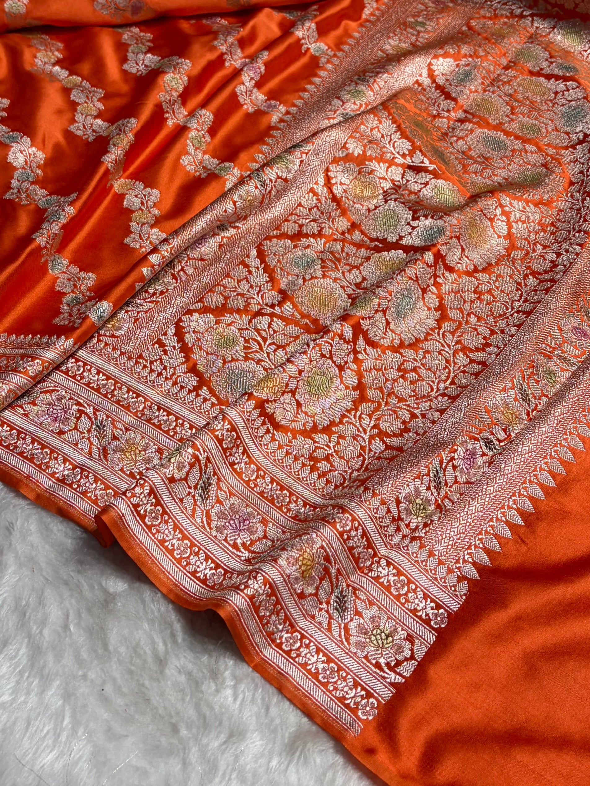 Orange Shades Banarasi Minakari Mashru Silk Saree With Cross Pattern MS02