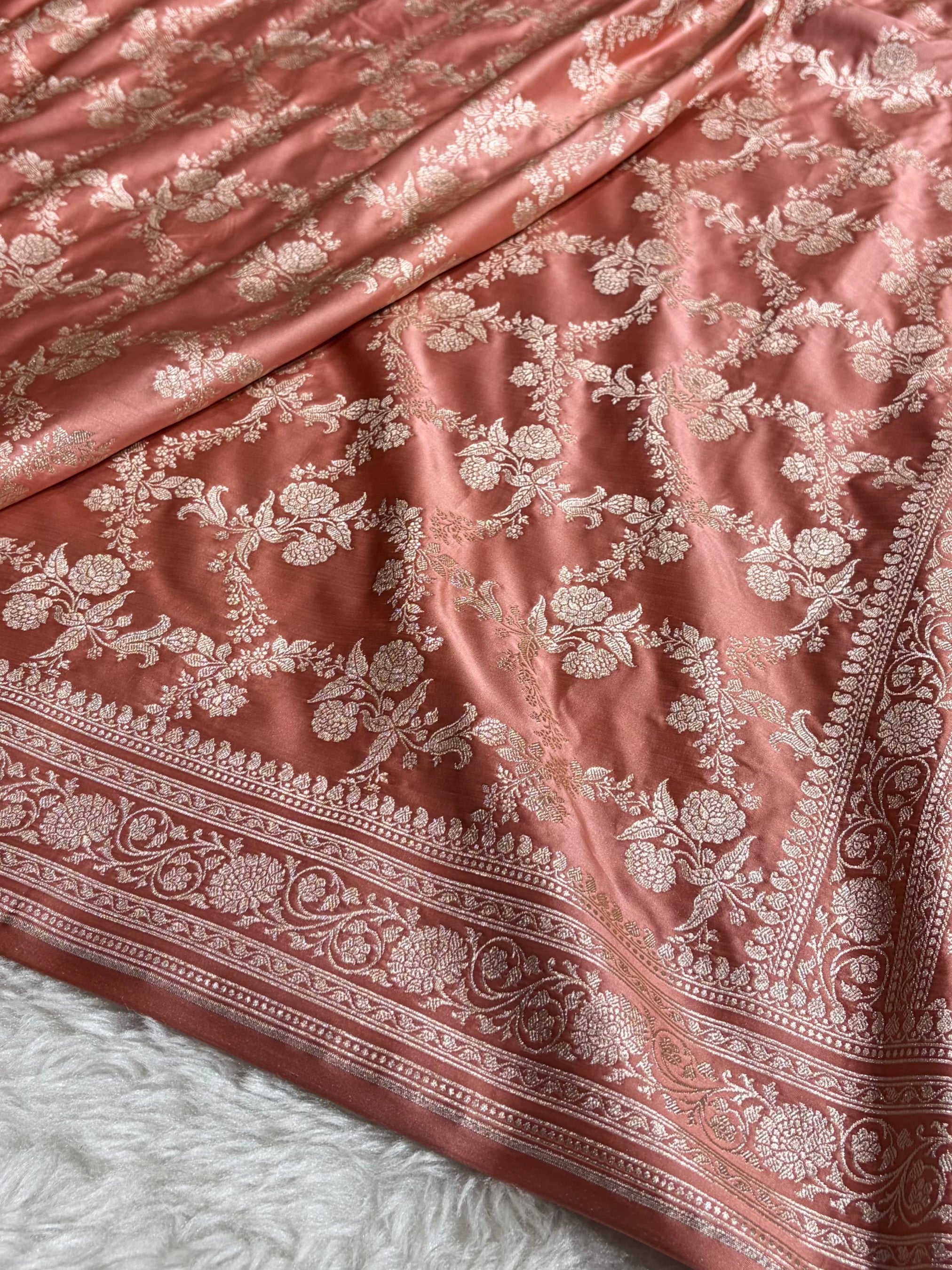 Peach Shades Banarasi With Floral Jaal Pattern Mashru Silk Saree MSM-130