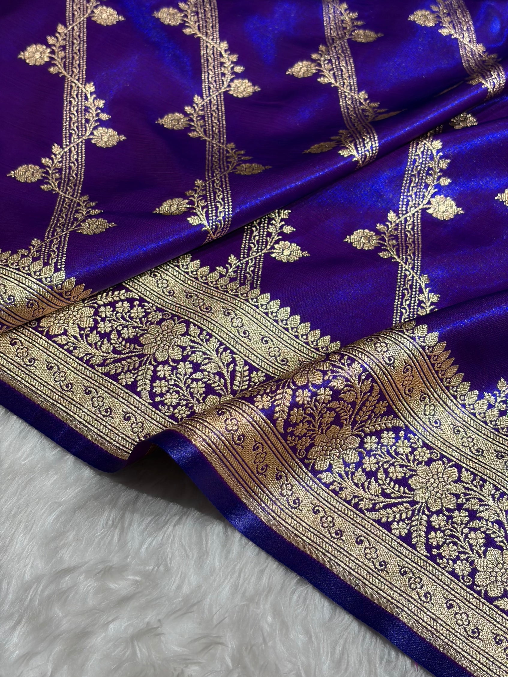Purple Shades Cross Pattern Banarasi Satin Silk Saree SS50