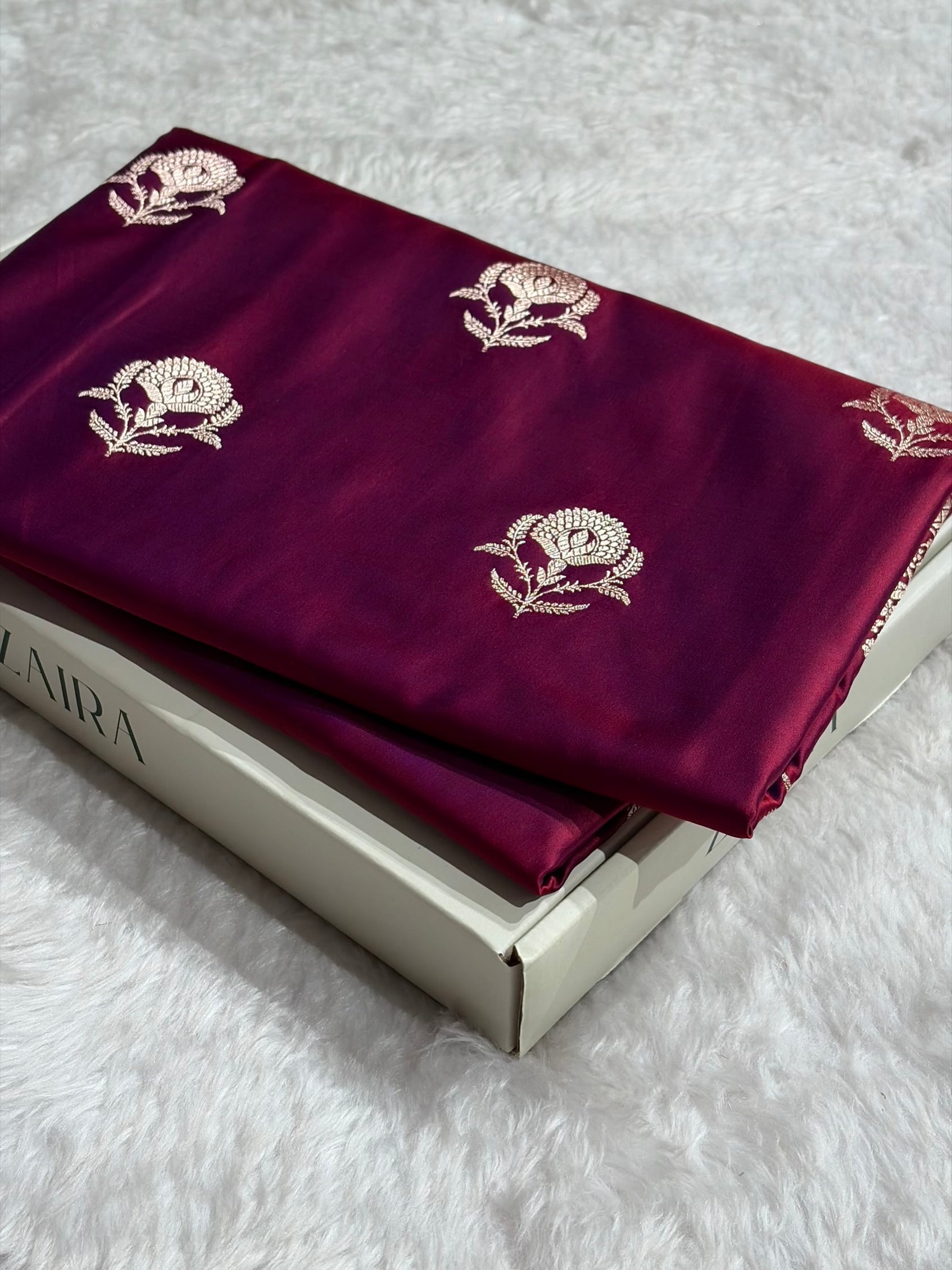 Reddish Magenta Shades Banarasi With Floral Border Mashru Silk Saree MSM-125
