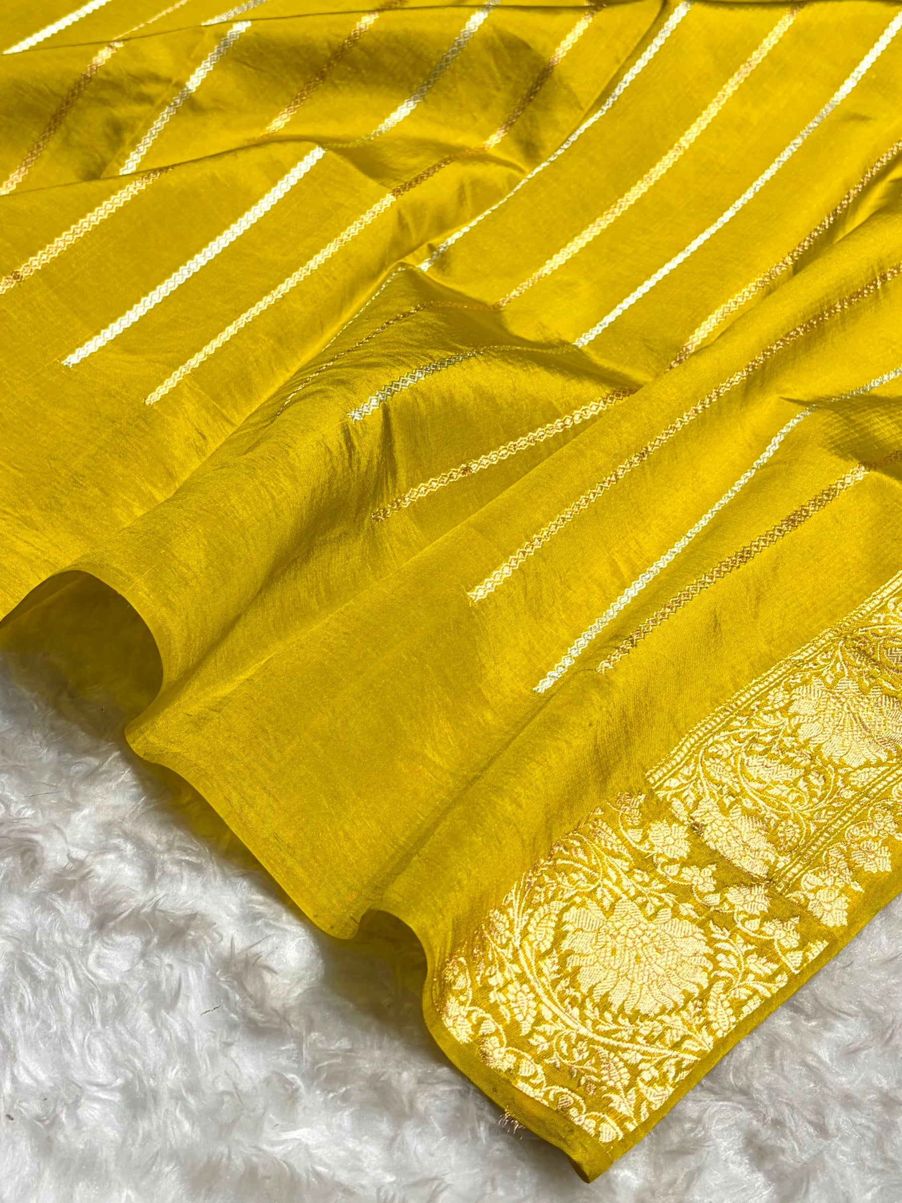 Mustard Boota Handwoven Pure Katan Paper Silk RM-33