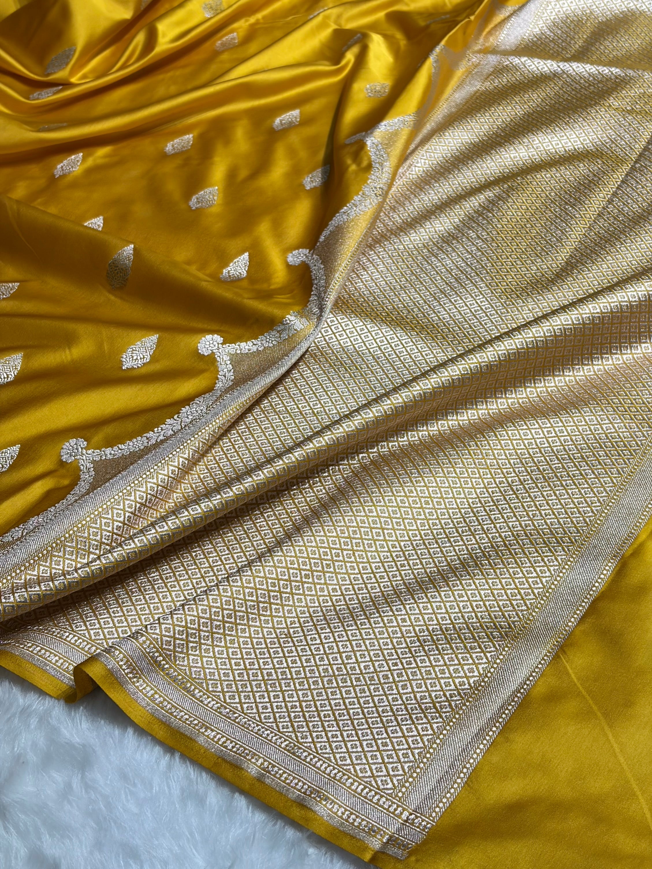 Mustard Gold Shades Scallop Mashru Silk Saree MS20