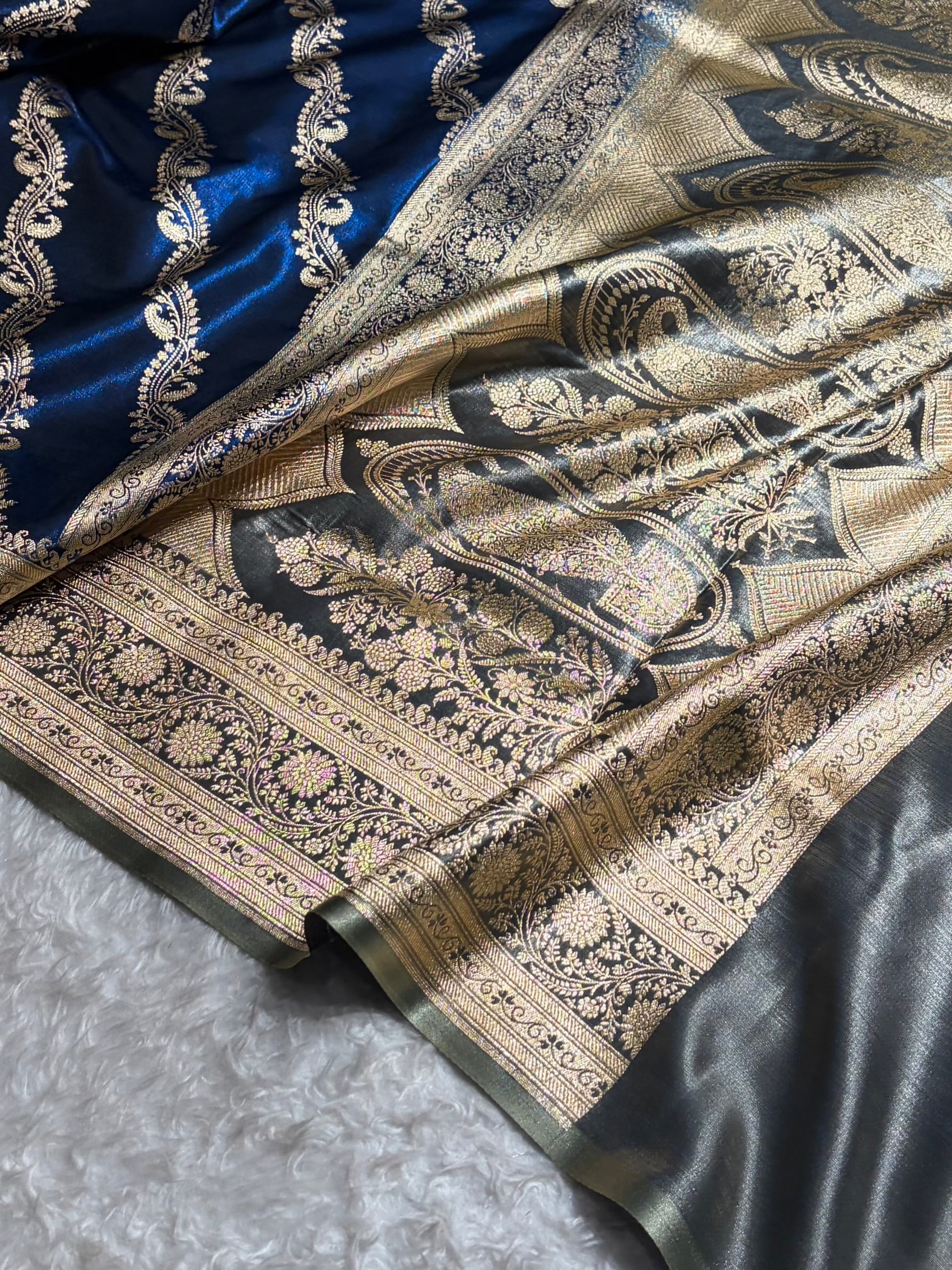 Royal Blue Contrast Shades Cross Pattern Banarasi Satin Silk Saree SS39