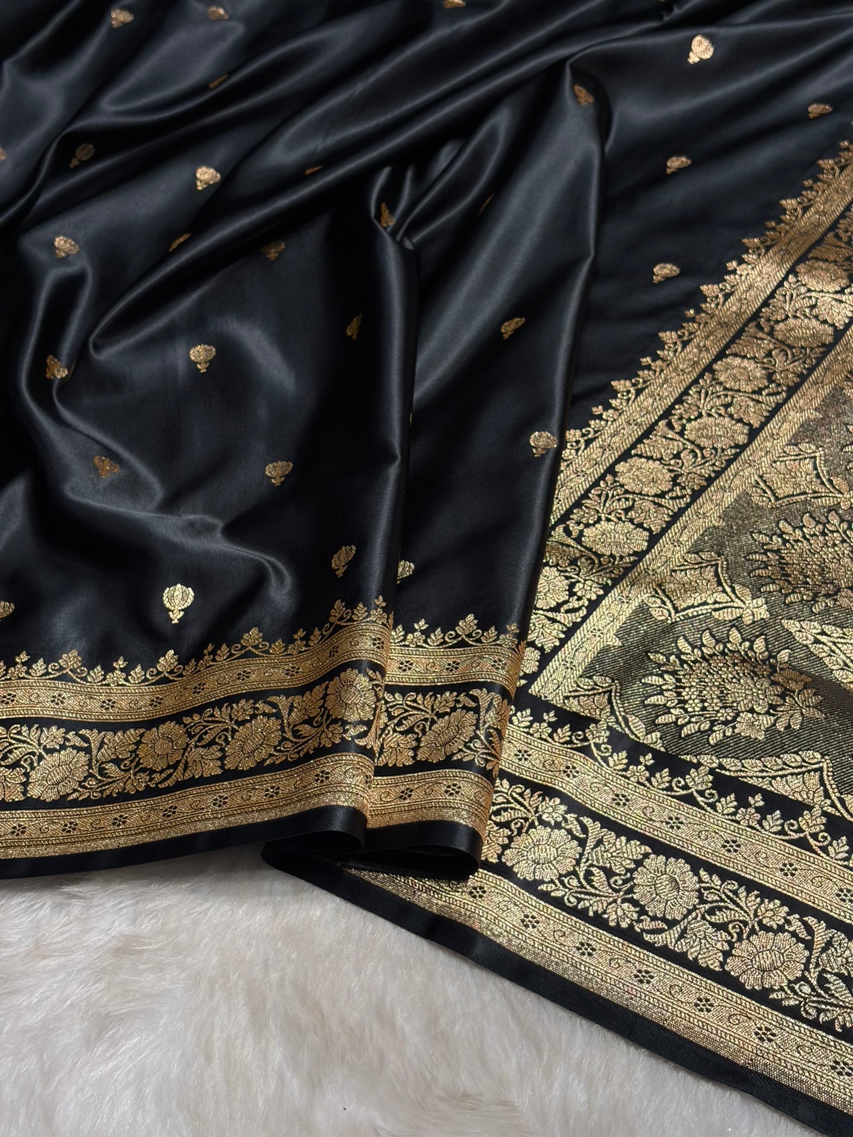 Black Booti Pattern Satin Katan Silk Saree SK66