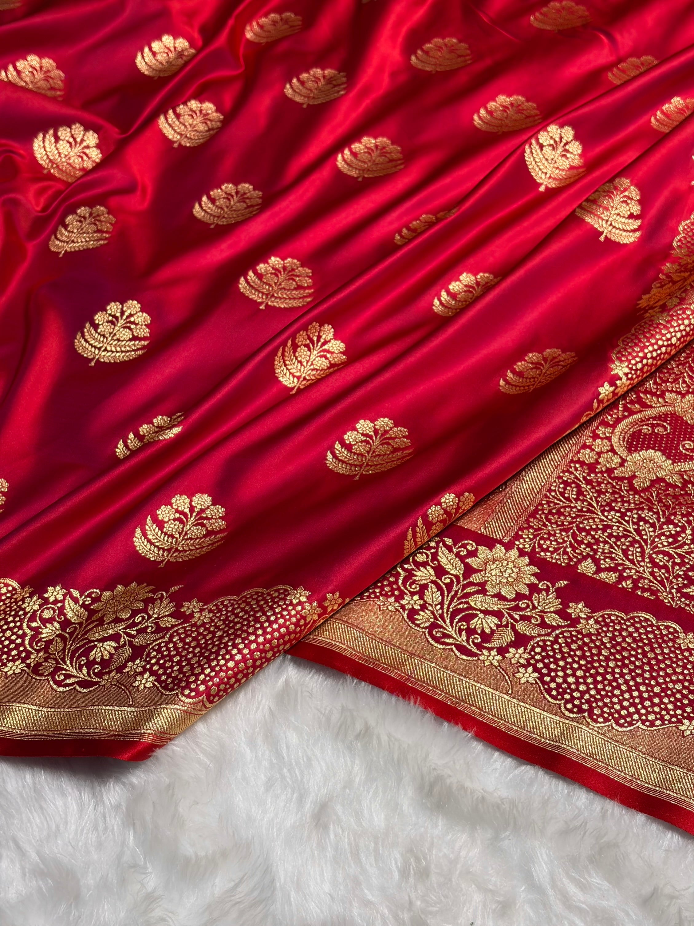 Reddish Magenta Unique Boota Pattern Satin Katan Silk Saree SK70
