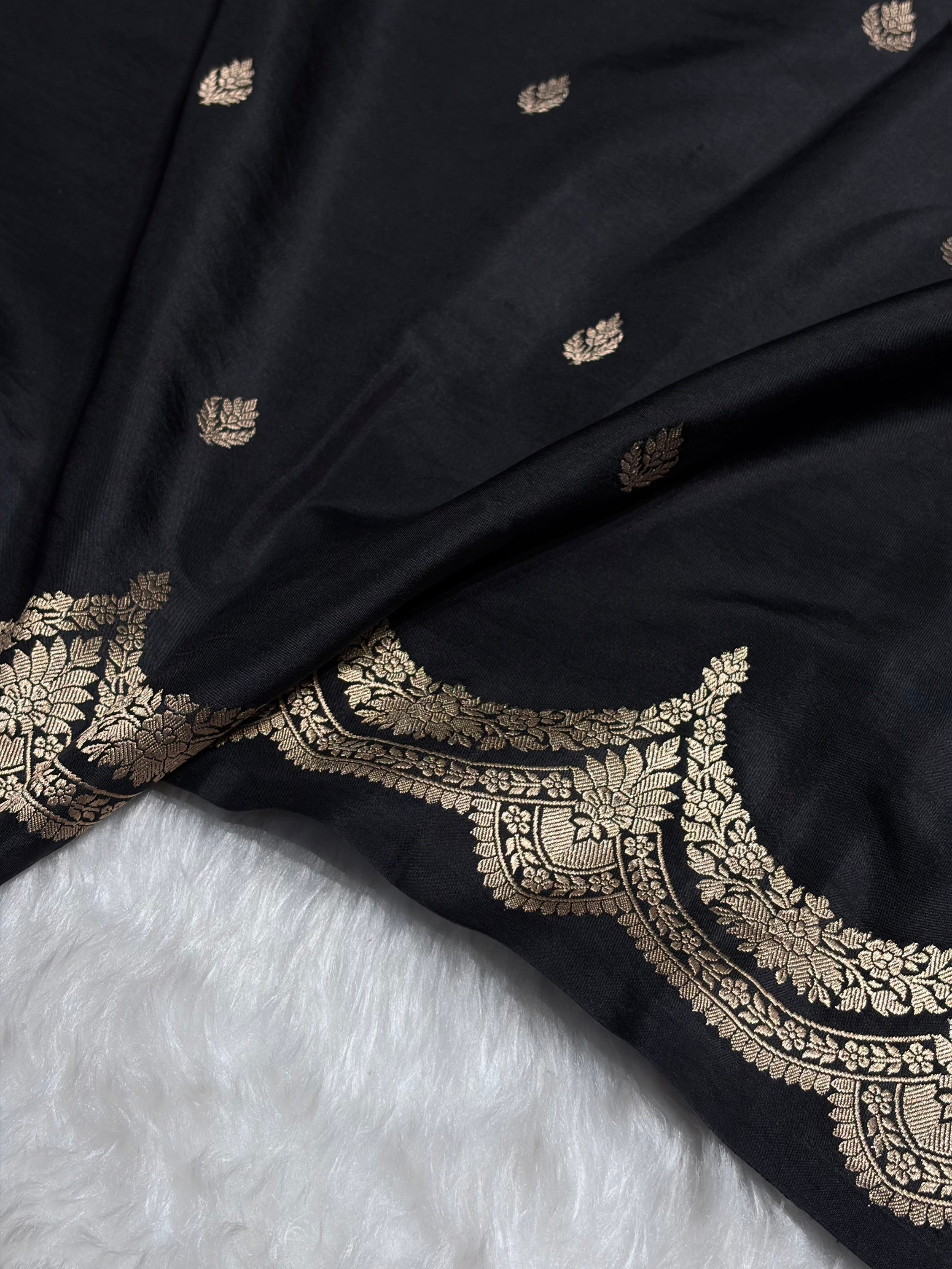 Black Shades Boota Handwoven Pure Katan Raw Mango Silk RM-19