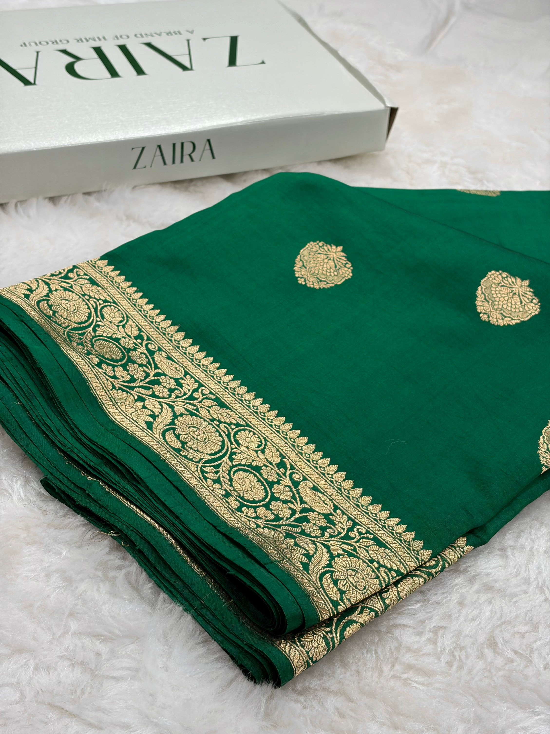 Banarasi Bottle Green Shades Boota Handwoven Pure Paper Silk Saree RM-93