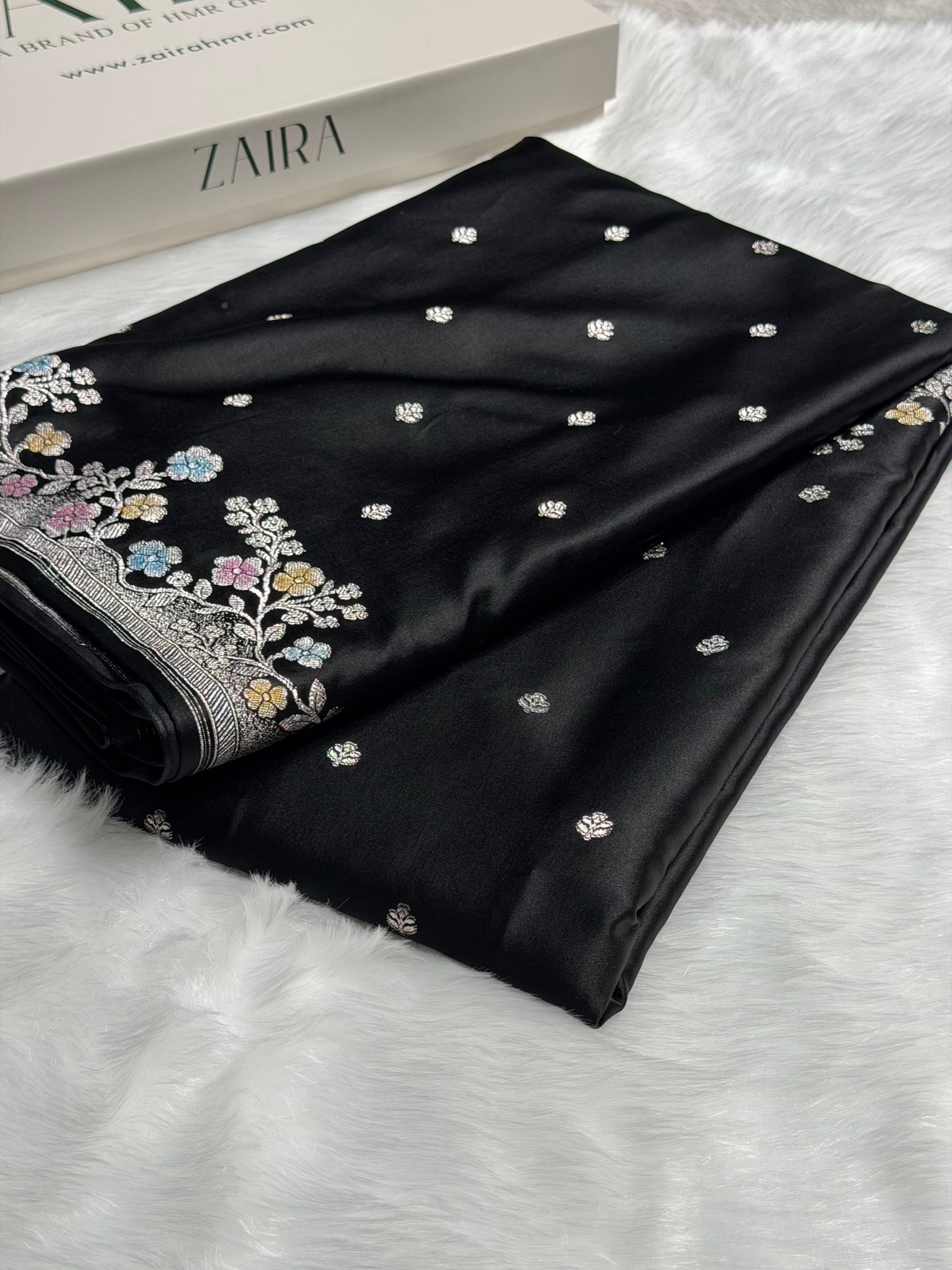 Black Shades Minakari Floral Border Booti Mashru Silk Saree MS75