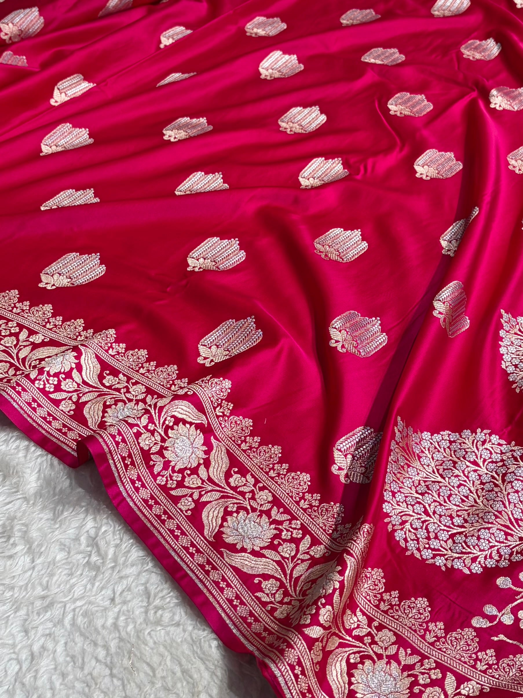 Rani Shades Banarasi Boota Pattern Minakari Floral Mashru Silk Saree MSM-122