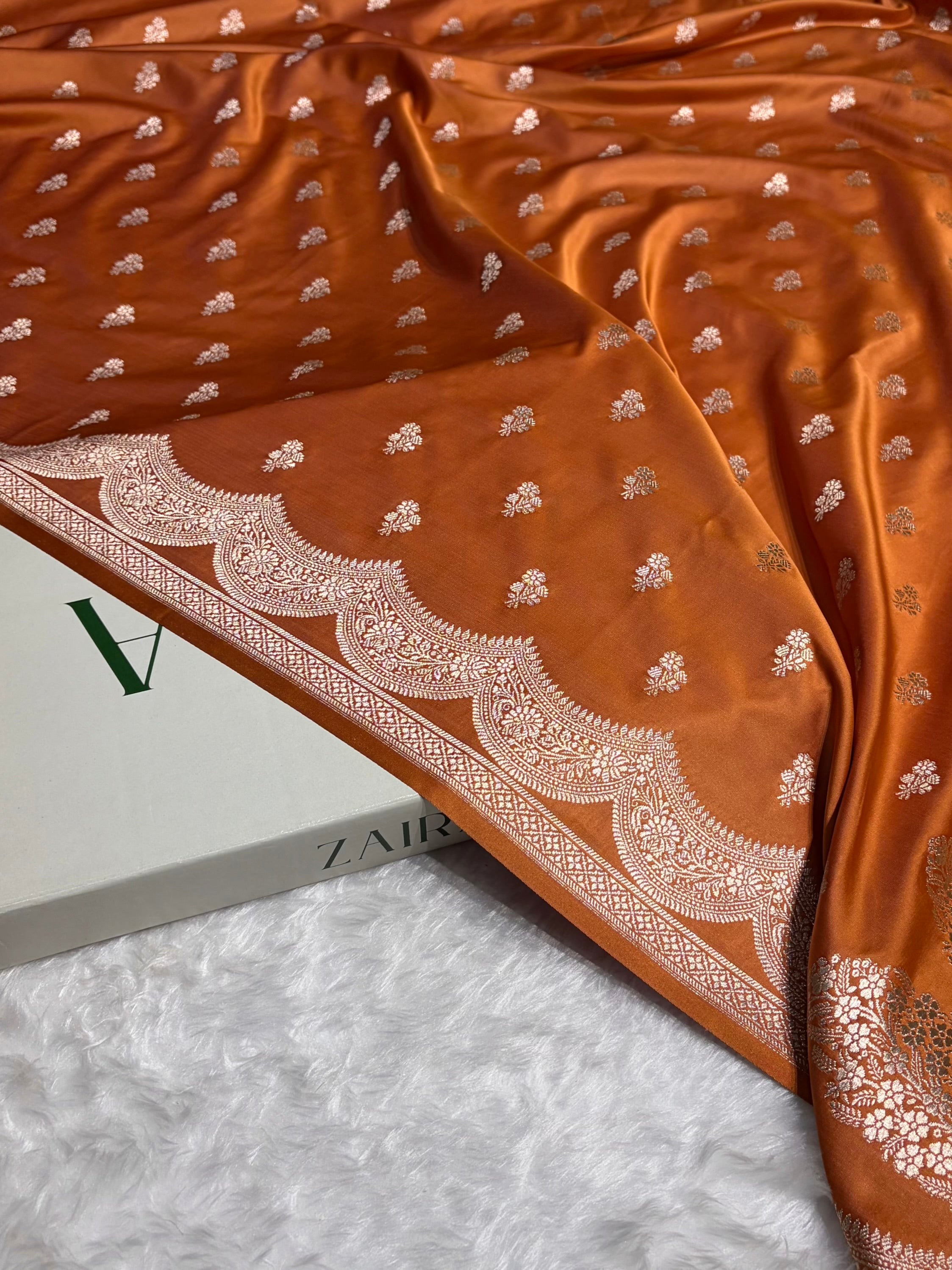 Rusty Orange Scallop Booti Mashru Silk Banarasi Saree MSM-35