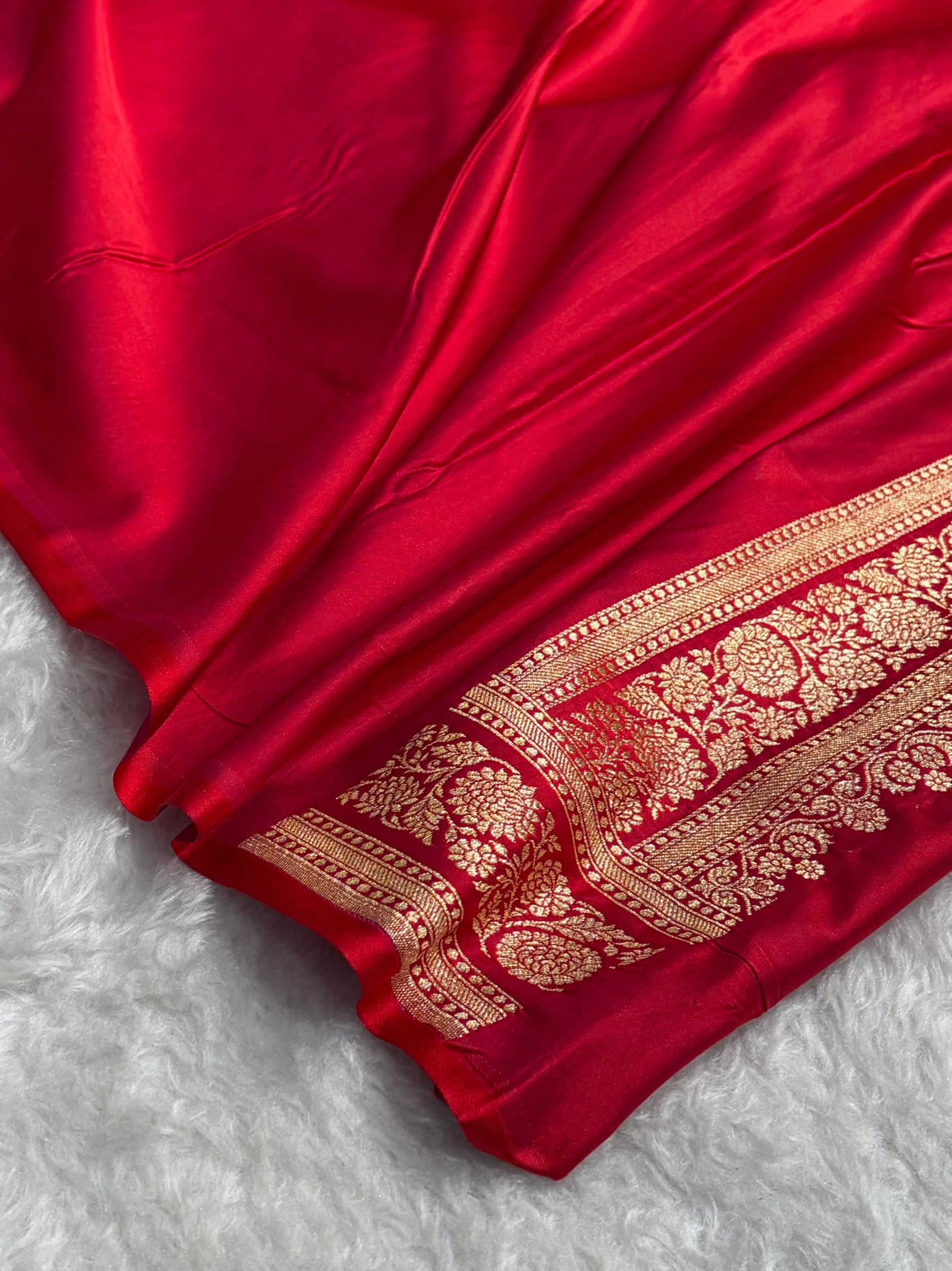 Banarasi Satin Katan Saree in Cross Red Shades SK91