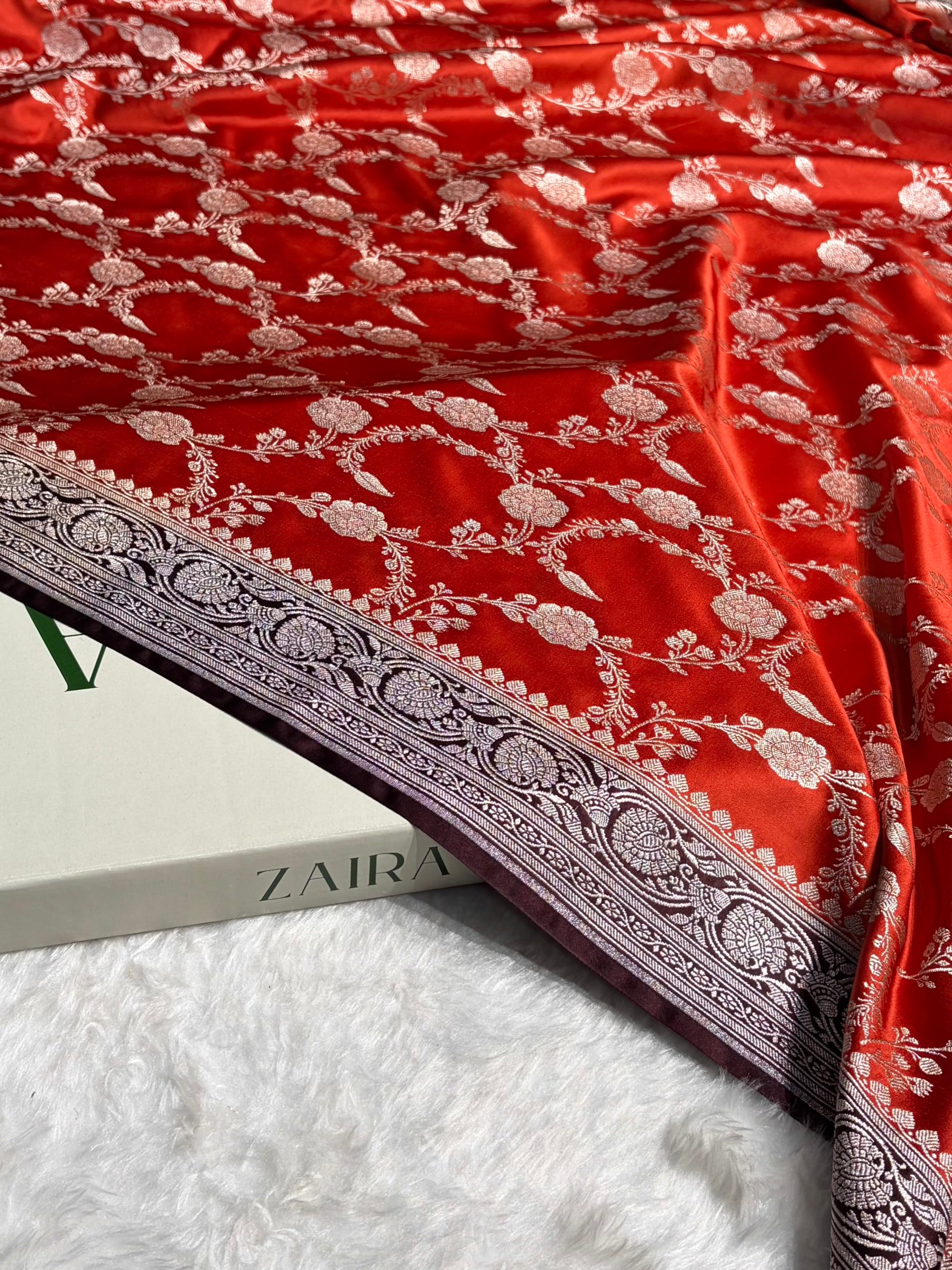 Contrast Orange With Garnet Shades Floral Jaal Pattern Mashru Silk Saree MS76