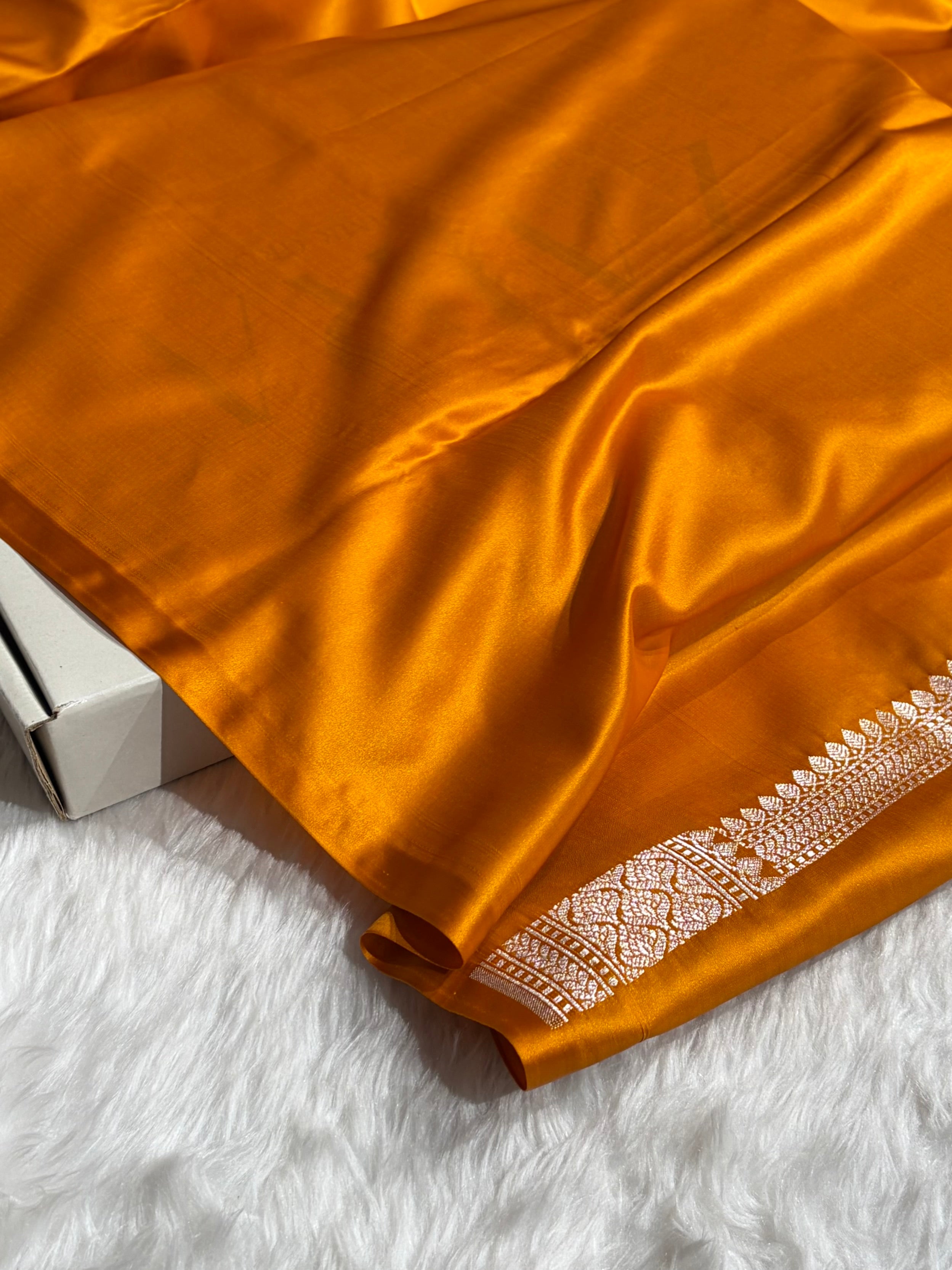 Mustard Shades Tanchoi Motif Mashru Silk Saree MST-14