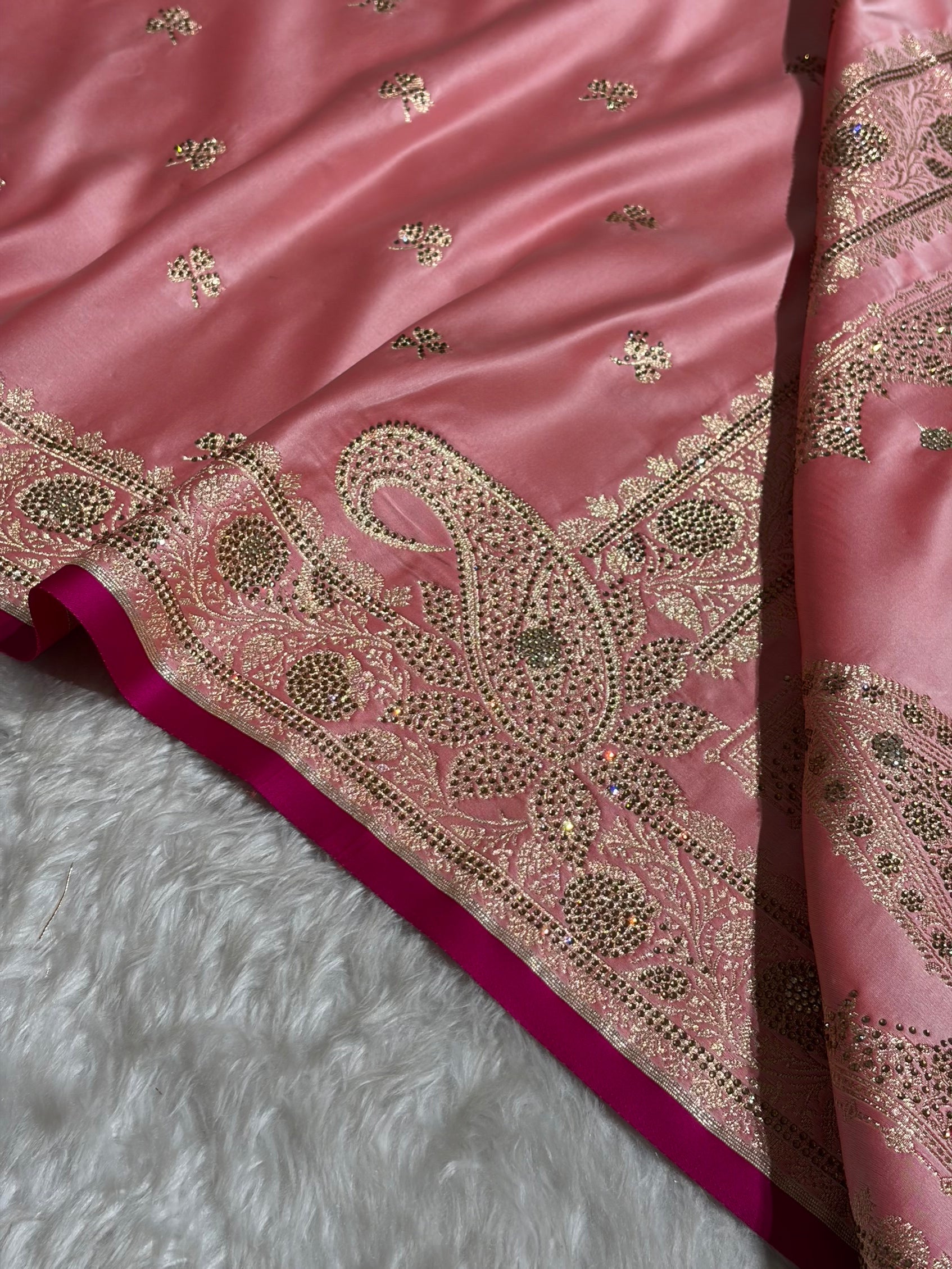 Banarasi Baby Pink Booti With Swarovski Work Katan Silk Saree BSK09