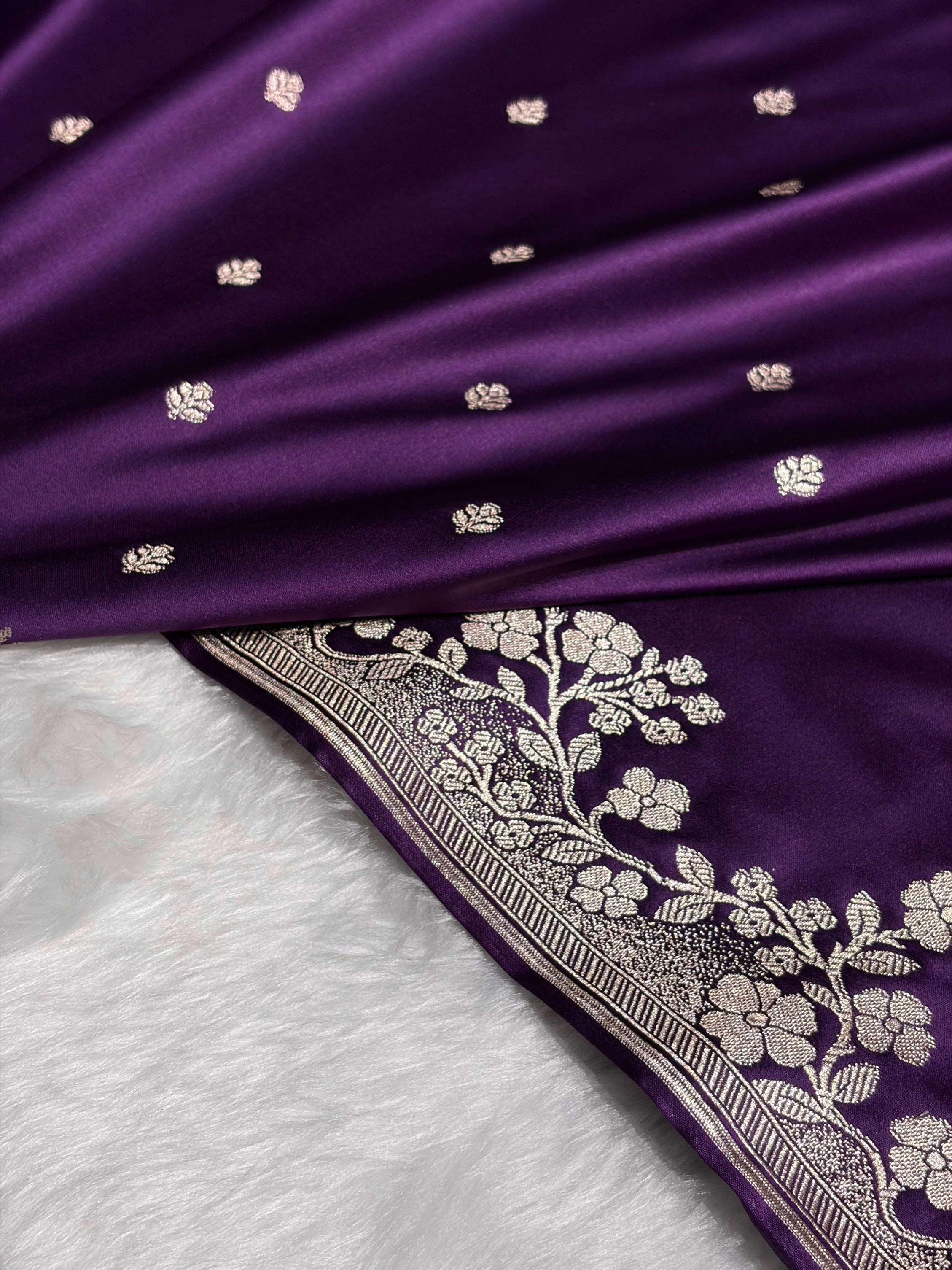Purple Shades Floral Border Booti Mashru Silk Saree MS75