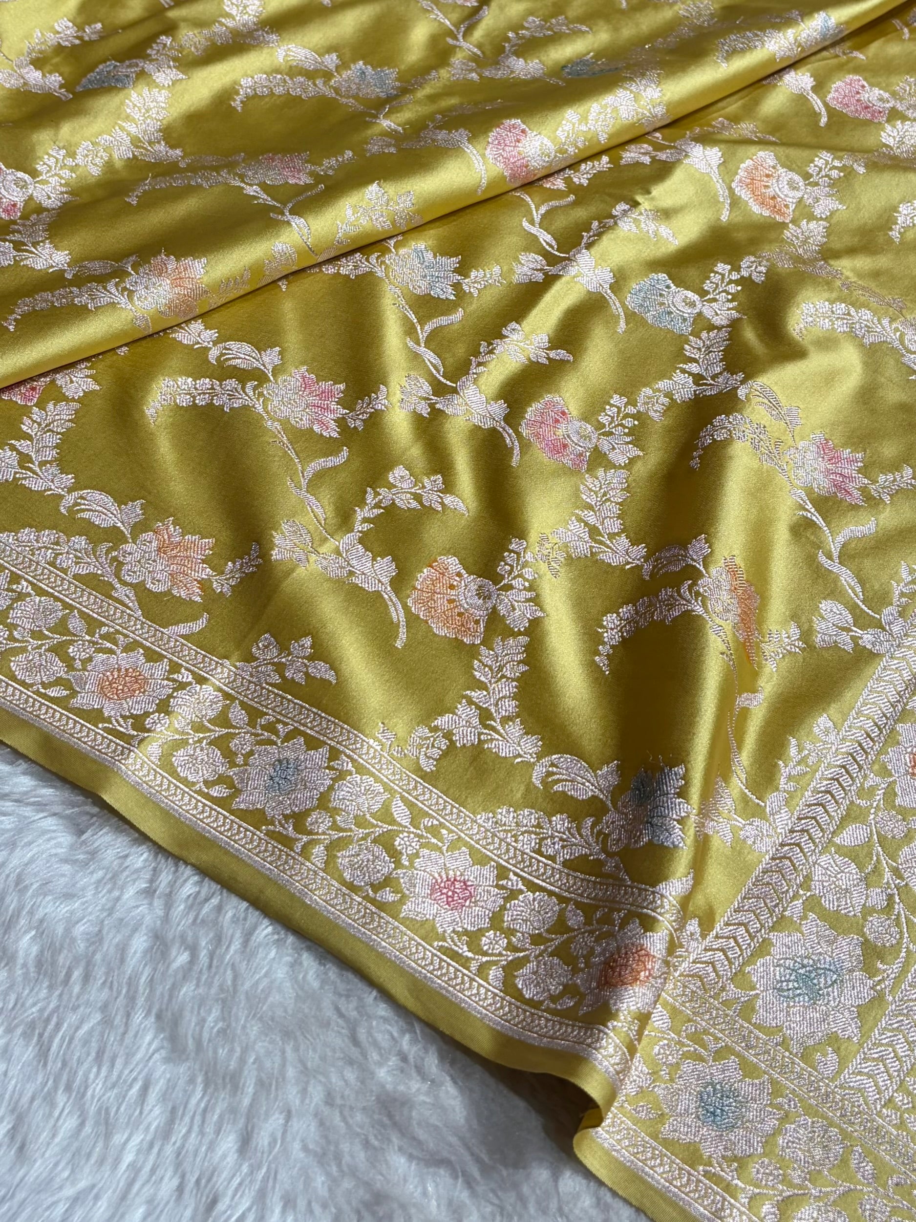 Lemon Shades Minakari Jaal Mashru Silk Saree MCS48