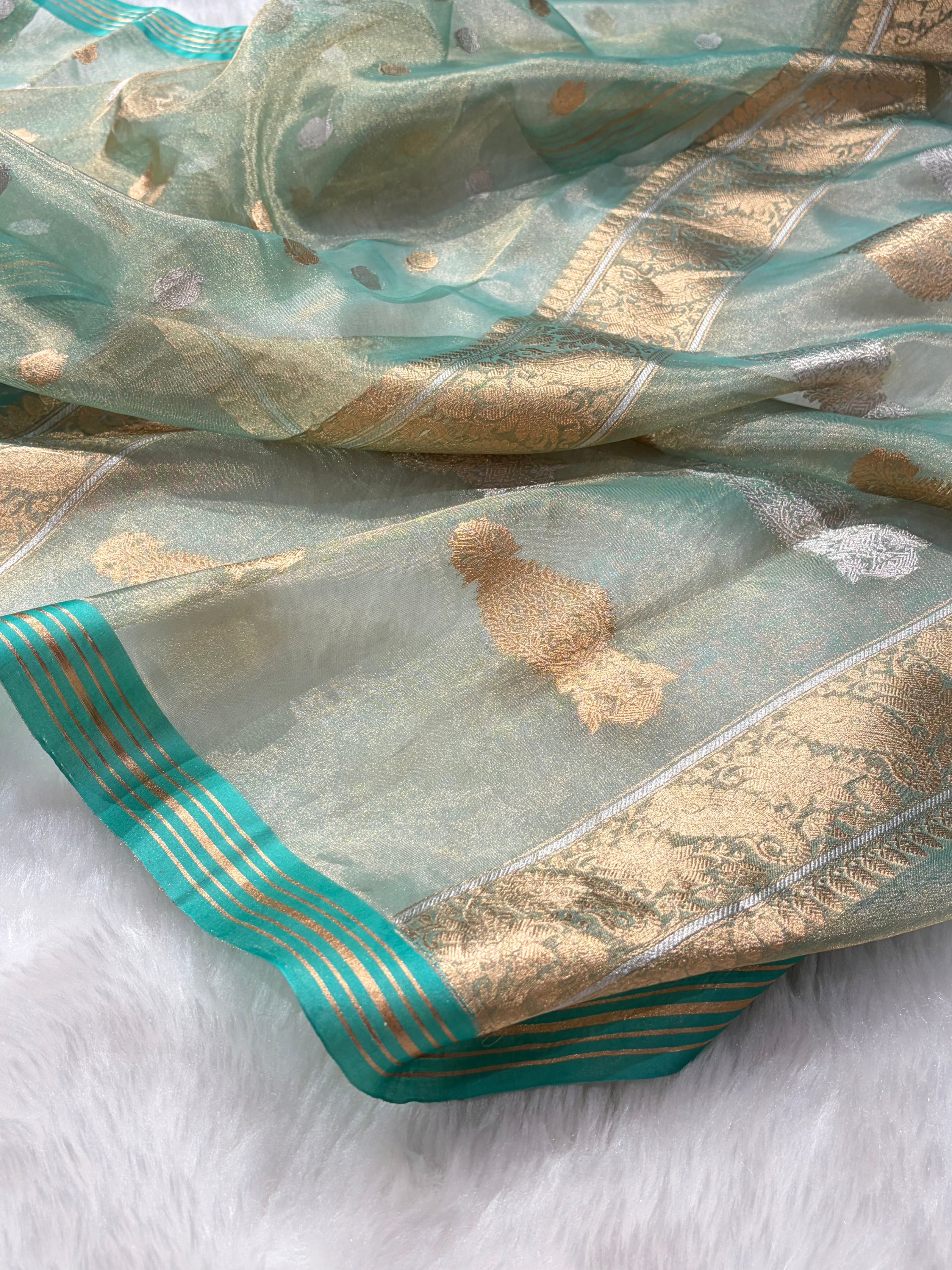 Sea Green Bananasi Floral Shades Pure Tissue Silk Saree PT-35