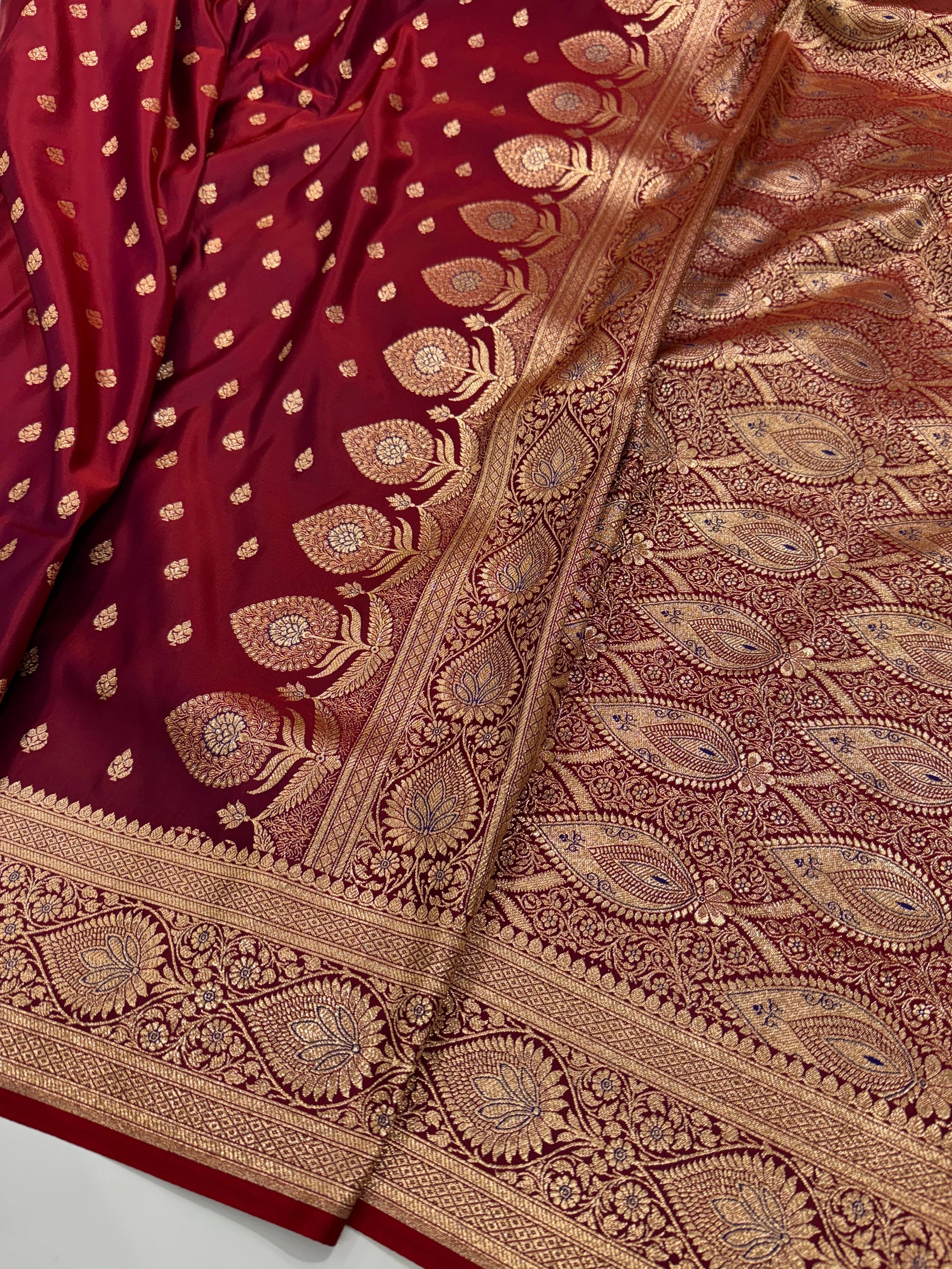 Magentic Red Booti Katan Silk Saree SK10