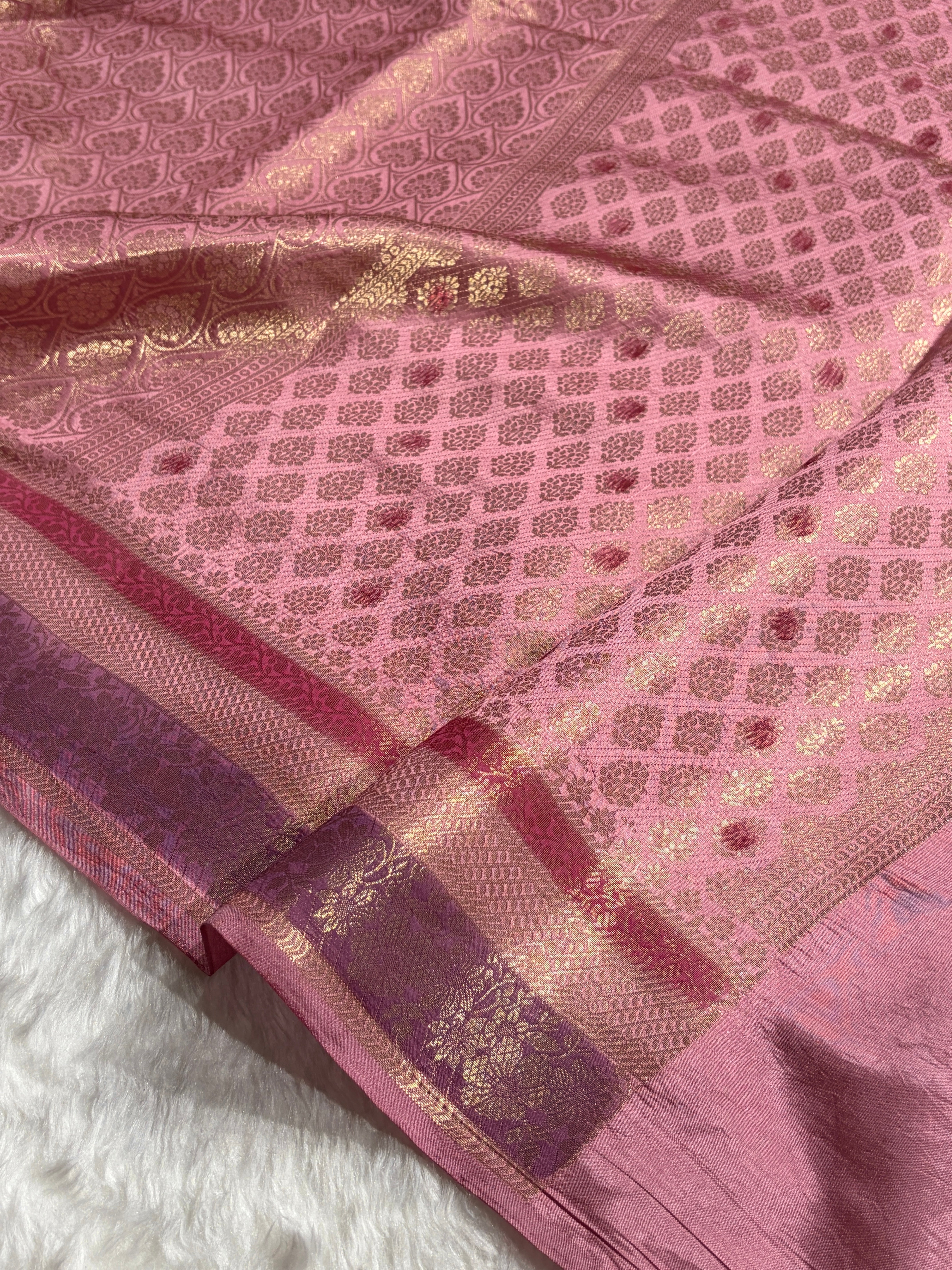 Banarasi Baby Pink Shade Flower Minakari Brocade Pure Caramel Mango Silk Saree CS-21
