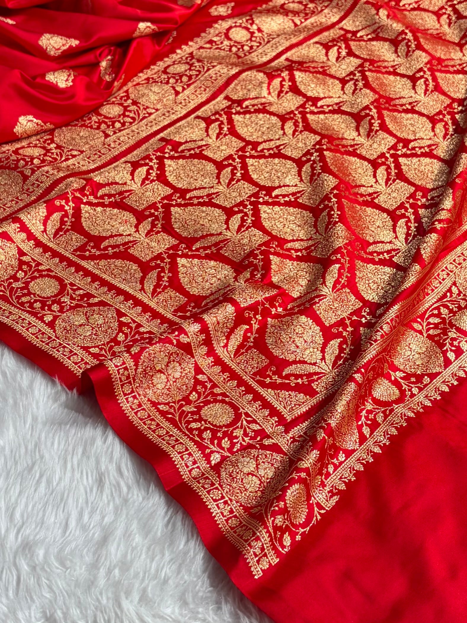 Banarasi Satin Katan Saree With Boota in Red Shades SK98