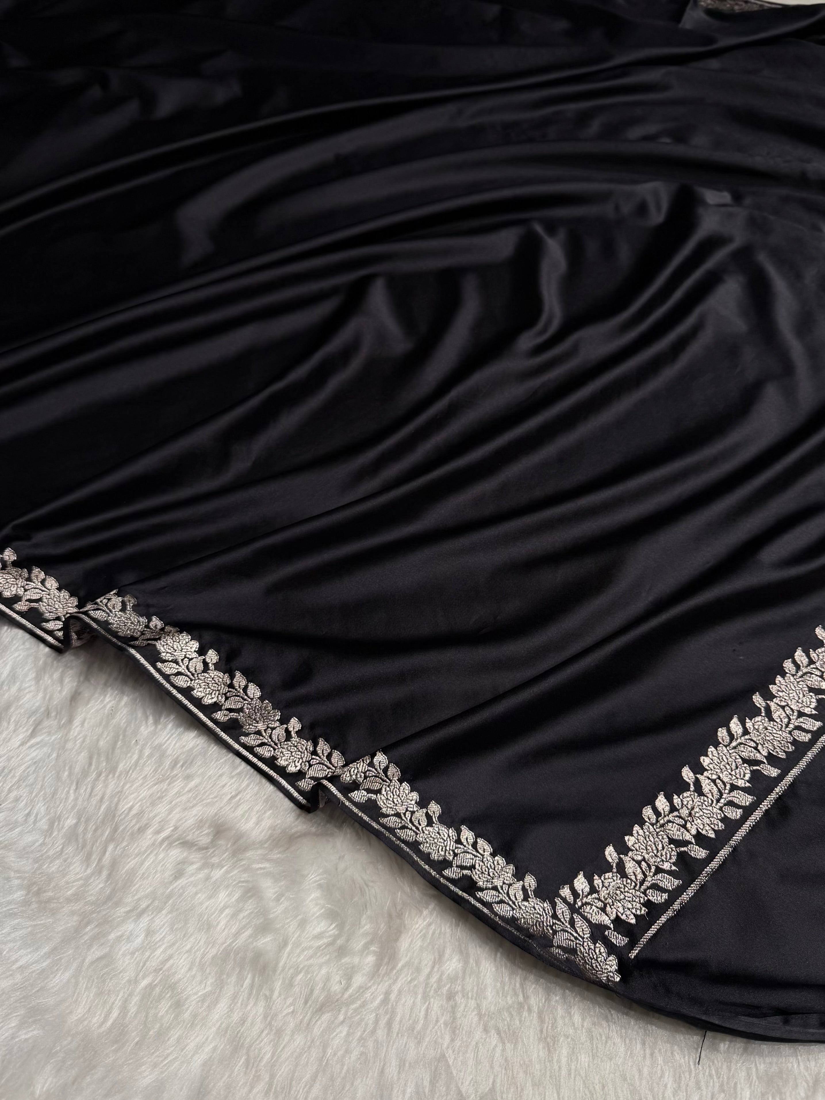 Black With Floral Border Mashru Silk Saree MS80