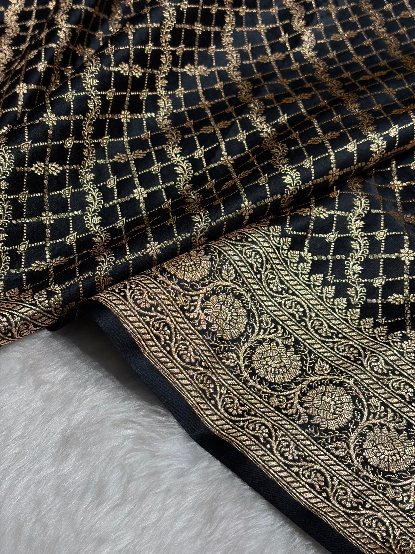 Black Banarasi Brocade Soft Katan Silk Saree SKB-01