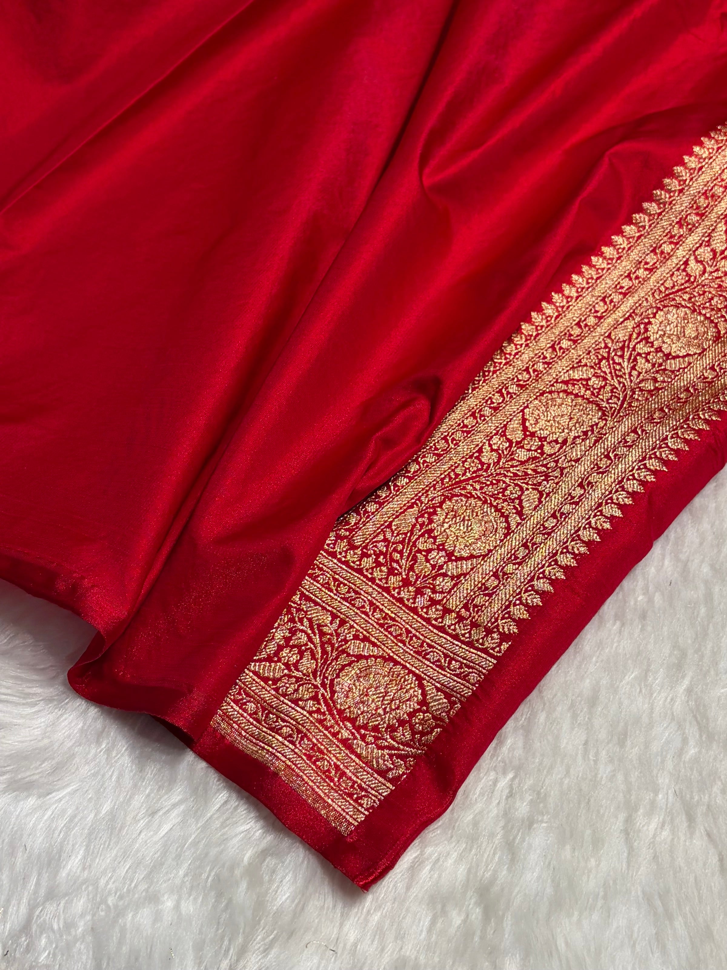 Satin Silk Cross Pattern in Red Shades SS37