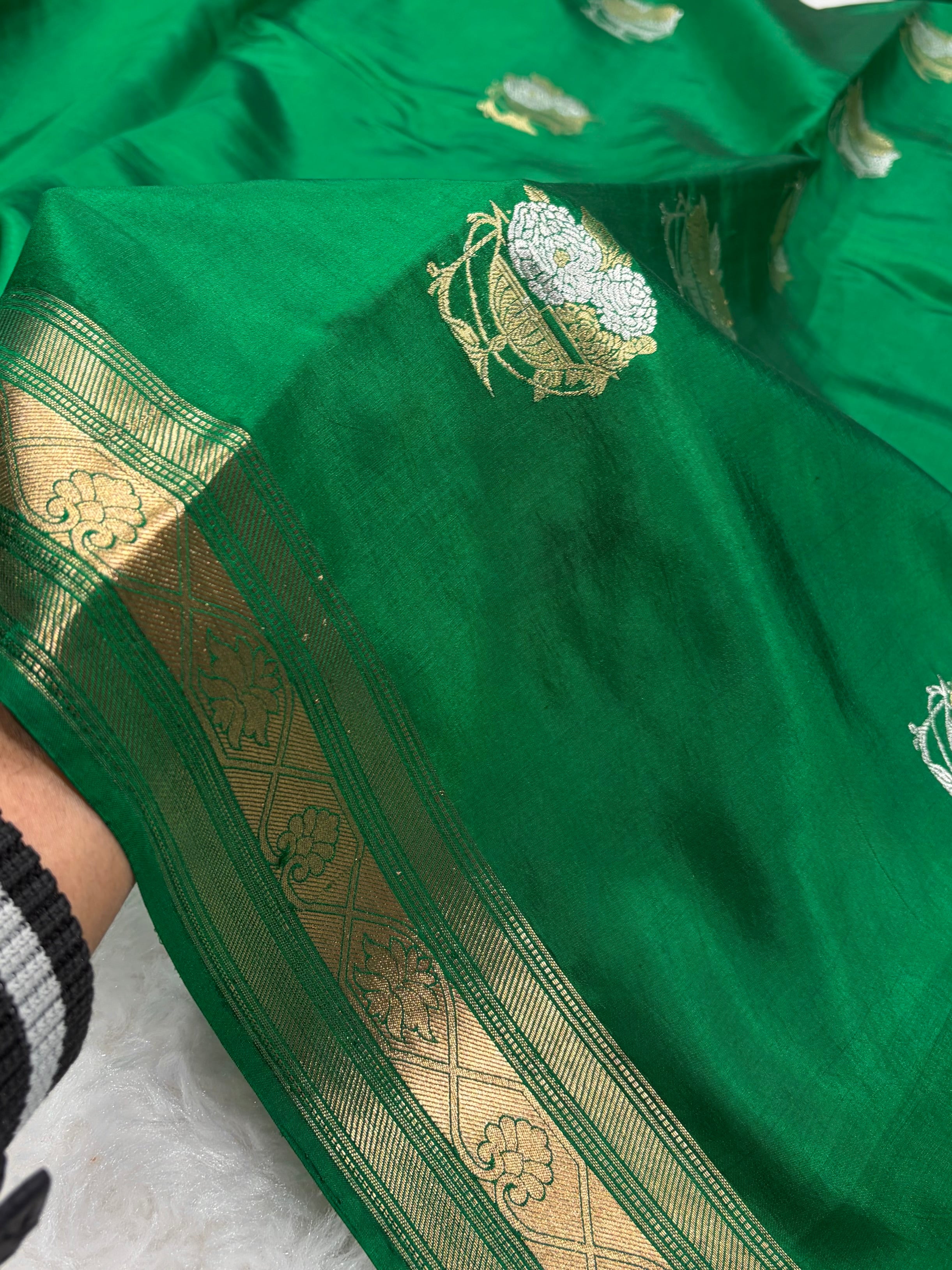 Bottle Green Boota Handwoven Paper Silk RM-29